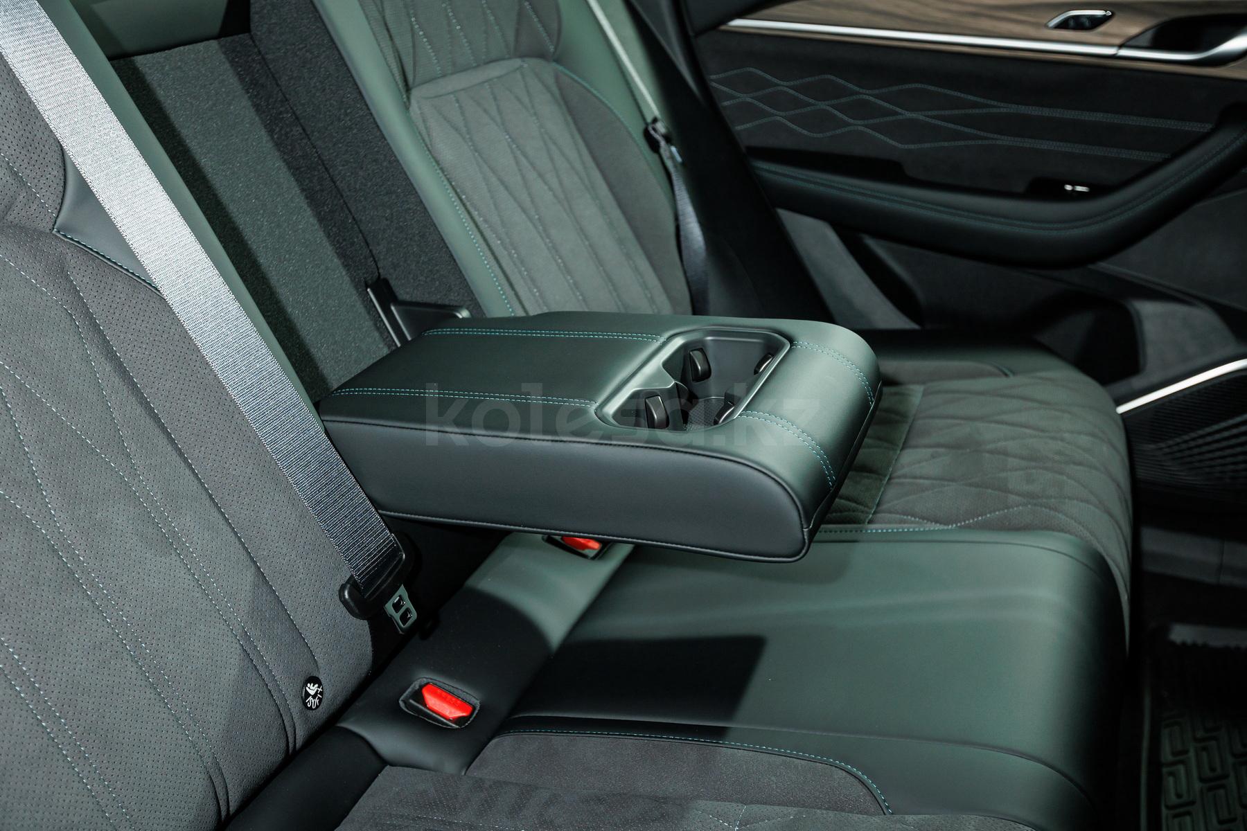 Geely Monjaro SUV 2022 - н.в. года от 15 690 000 тенге