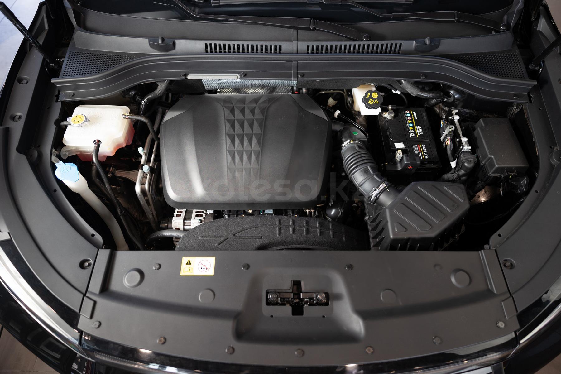 JAC JS6 SUV 2022 - н.в. года от 10 490 000 тенге