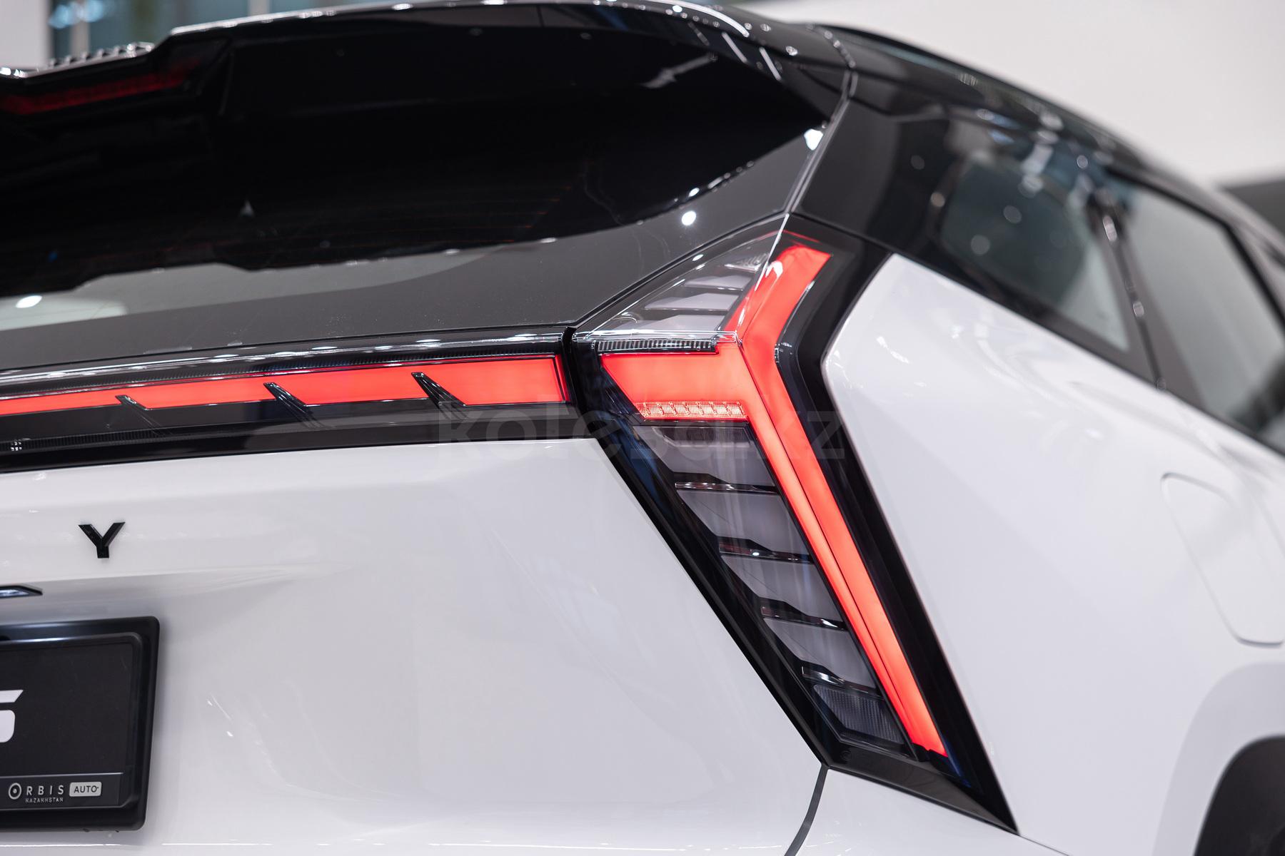 Geely Atlas SUV 2022 - н.в. года от 12 490 000 тенге