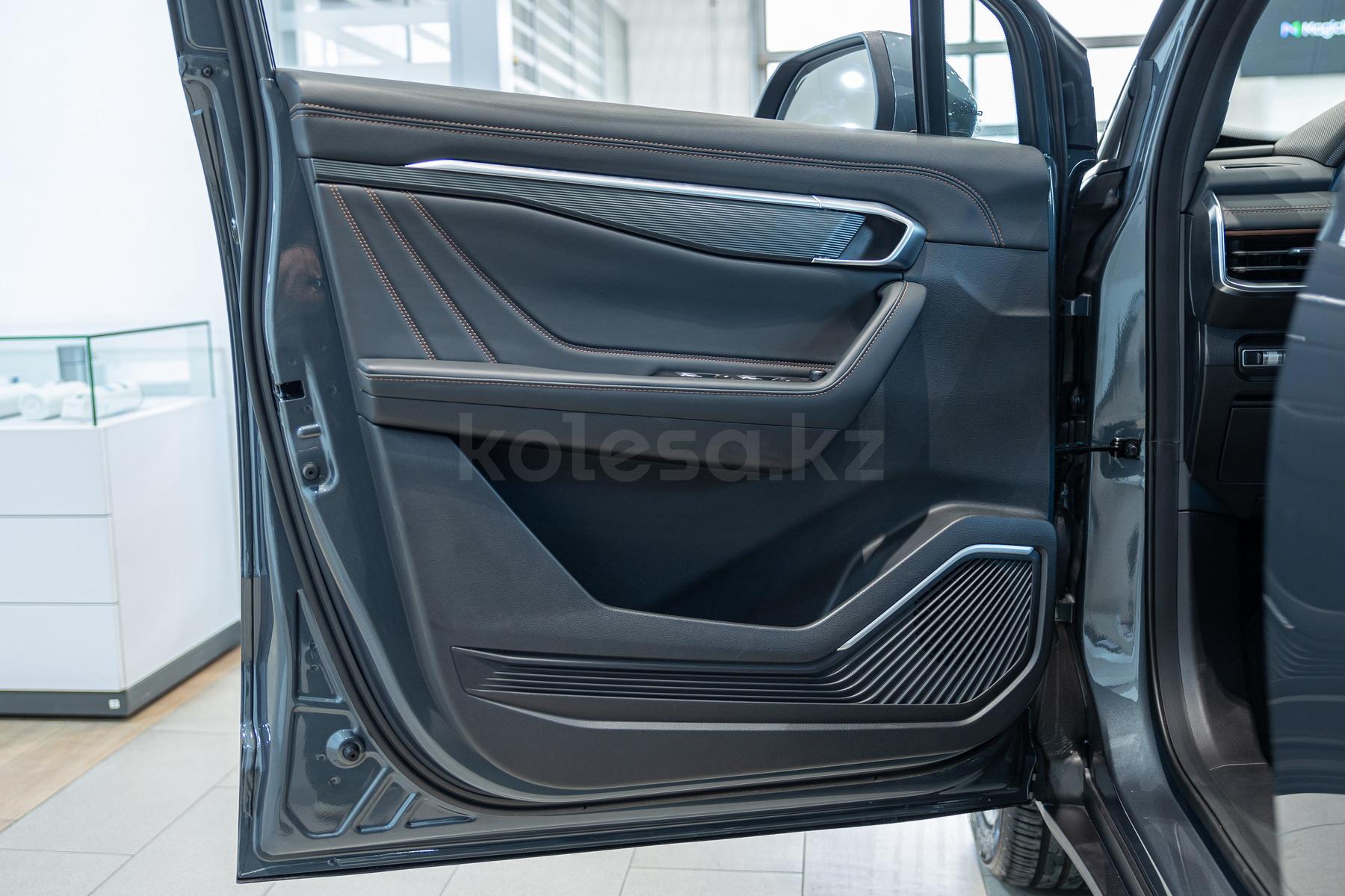 Geely Okavango SUV 2023 - н.в. года от 13 290 000 тенге
