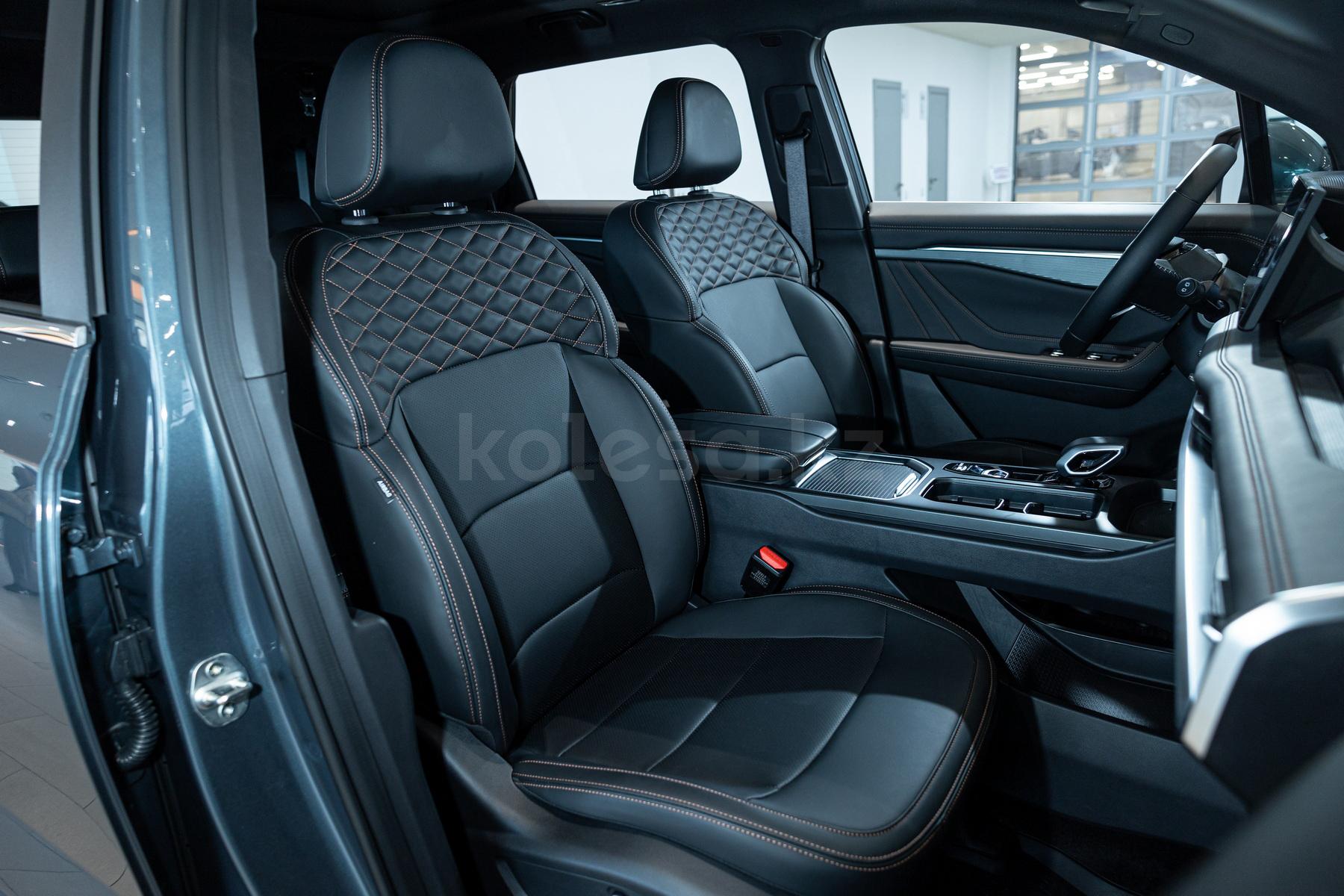 Geely Okavango SUV 2023 - н.в. года от 13 290 000 тенге