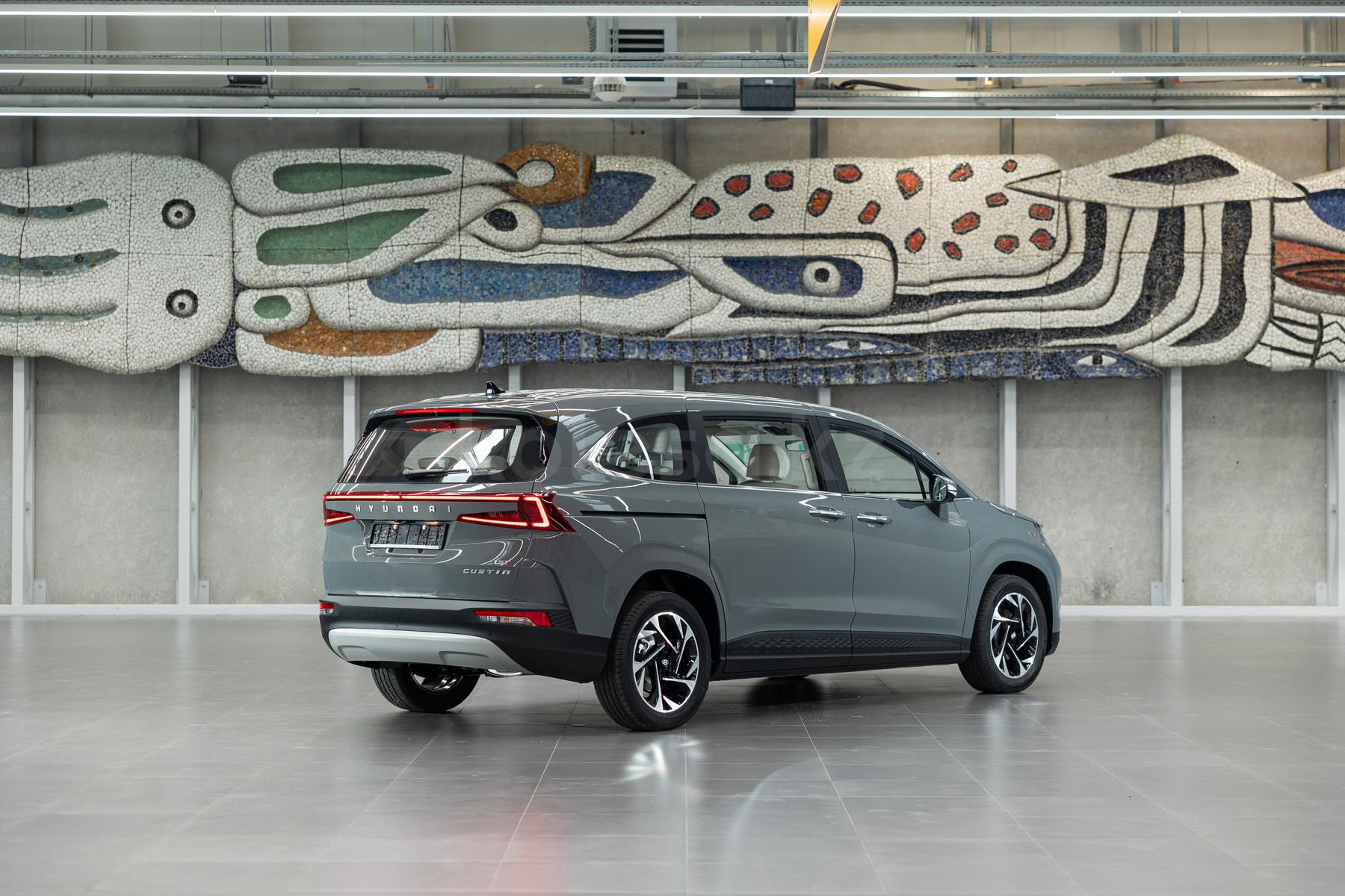 Hyundai Custin M 2021 - н.в. года от 15 538 800 тенге