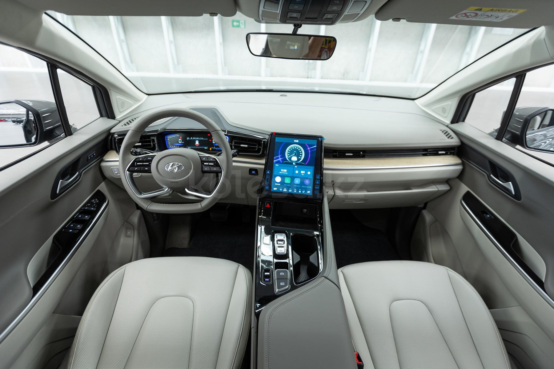 Hyundai Custin M 2021 - н.в. года от 15 538 800 тенге