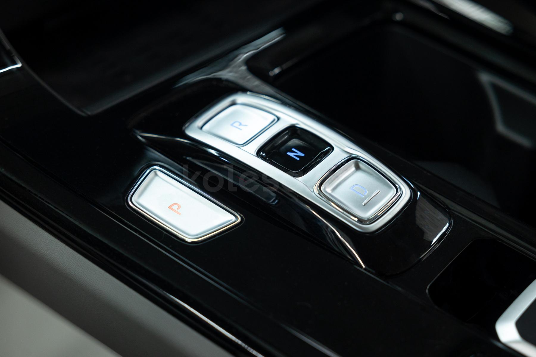 Hyundai Custin M 2021 - н.в. года от 15 538 800 тенге