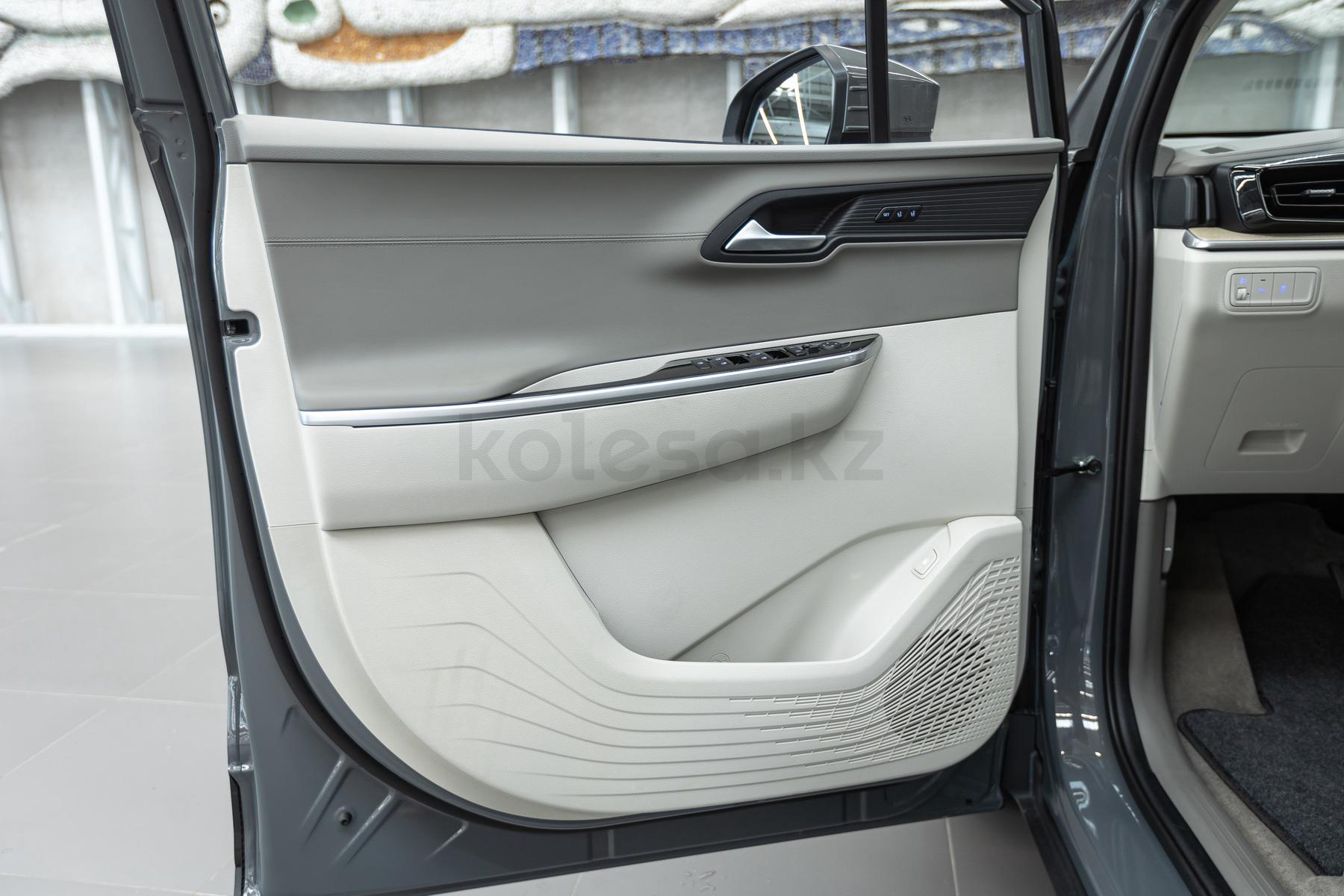 Hyundai Custin M 2021 - н.в. года от 15 538 800 тенге