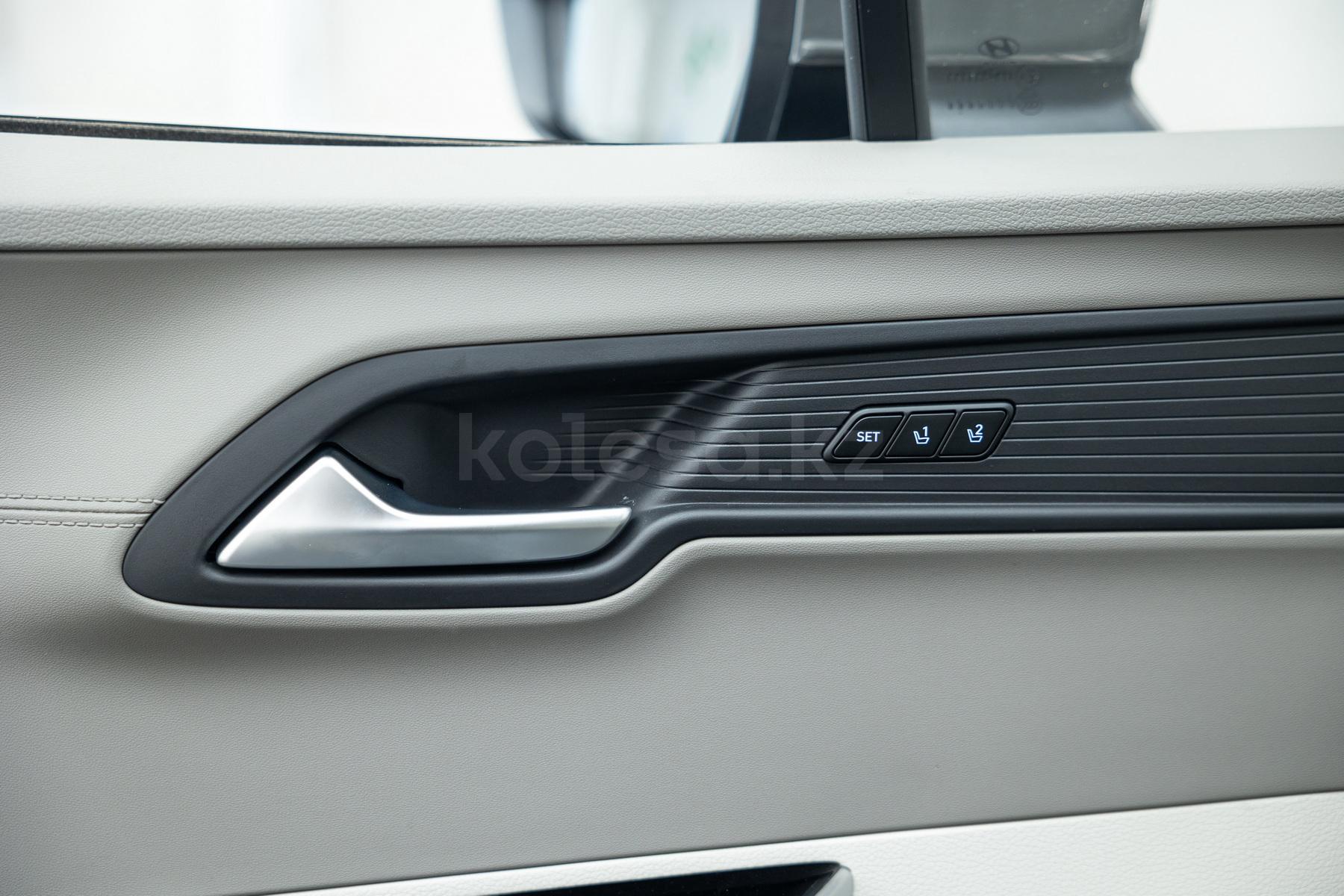 Hyundai Custin M 2021 - н.в. года от 15 538 800 тенге