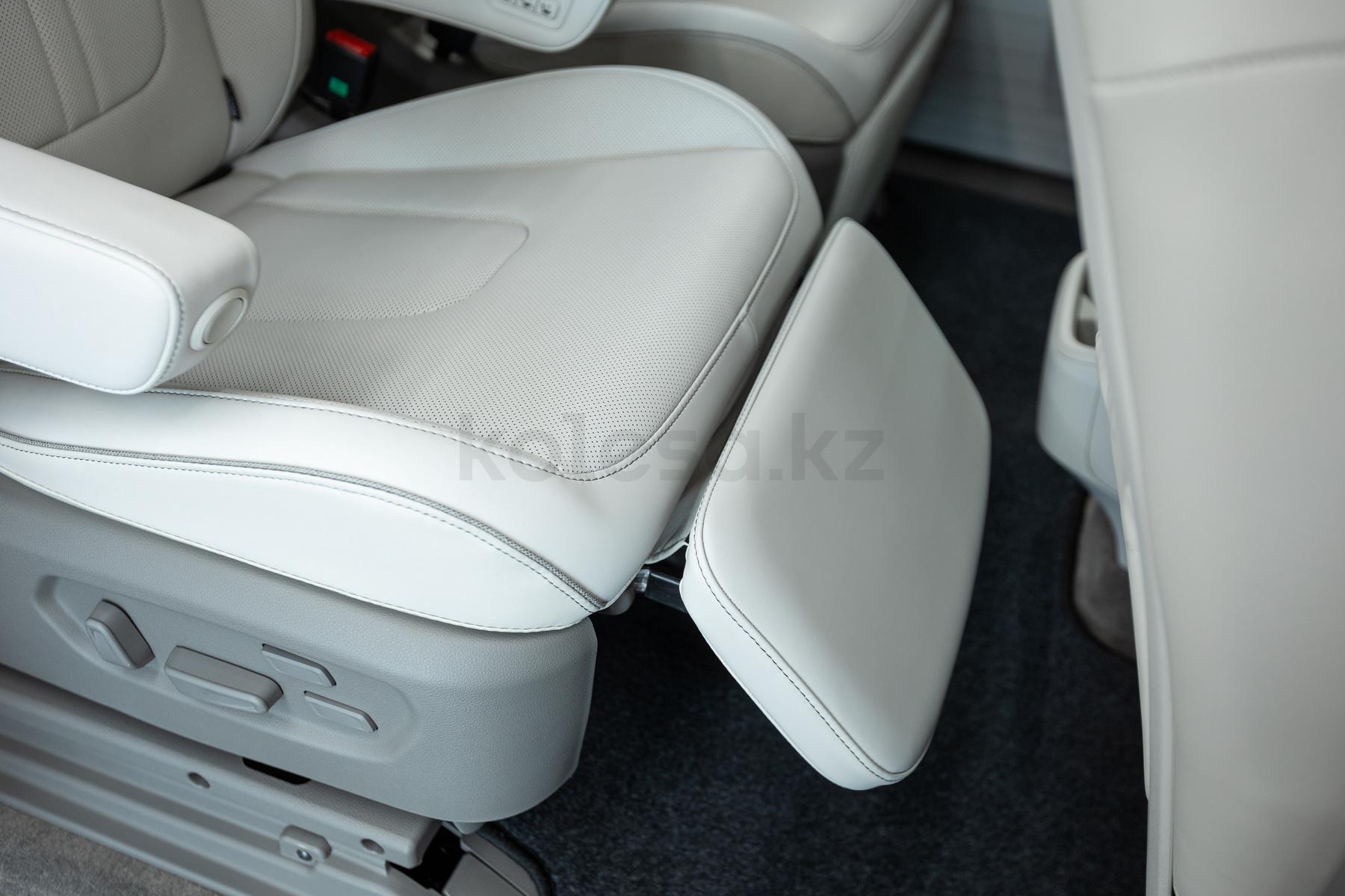 Hyundai Custin M 2021 - н.в. года от 15 538 800 тенге