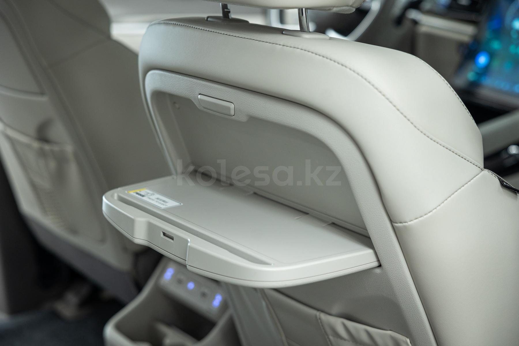 Hyundai Custin M 2021 - н.в. года от 15 538 800 тенге