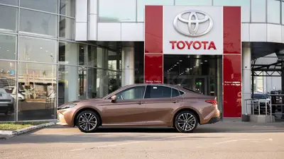 Toyota Camry XV80