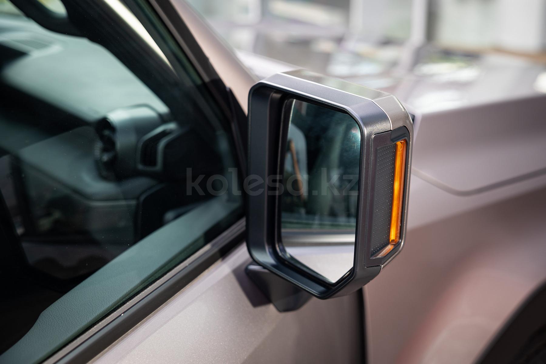Toyota Land Cruiser Prado J250 SUV 2024 года от 26 150 000 тенге