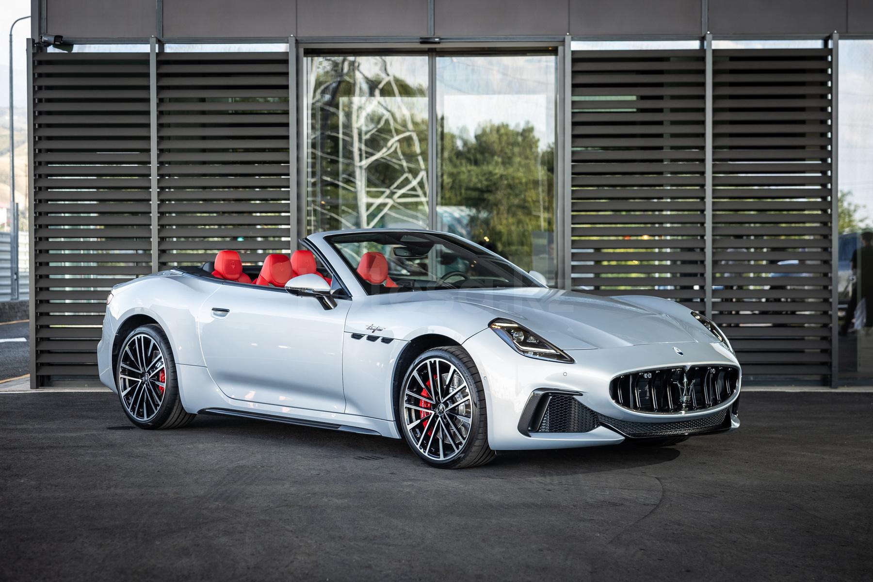 Maserati GranCabrio S 2024 года от 154 700 000 тенге