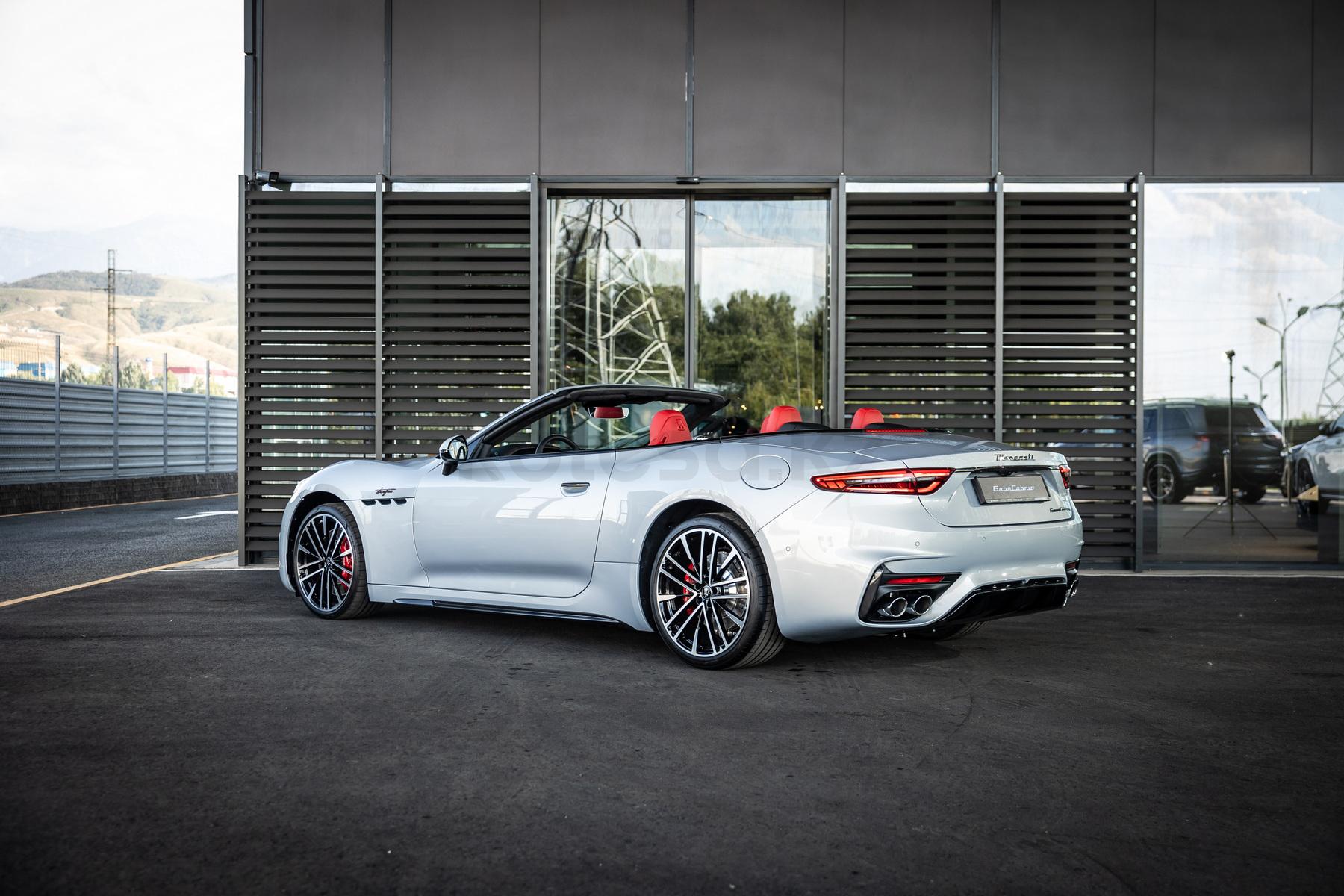 Maserati GranCabrio S 2024 года от 154 700 000 тенге
