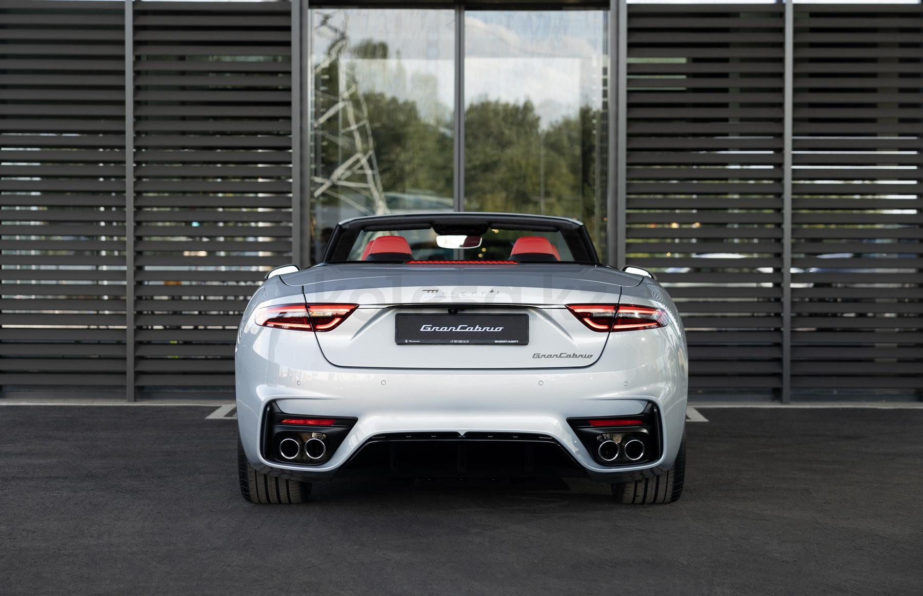 Maserati GranCabrio S 2024 года от 154 700 000 тенге