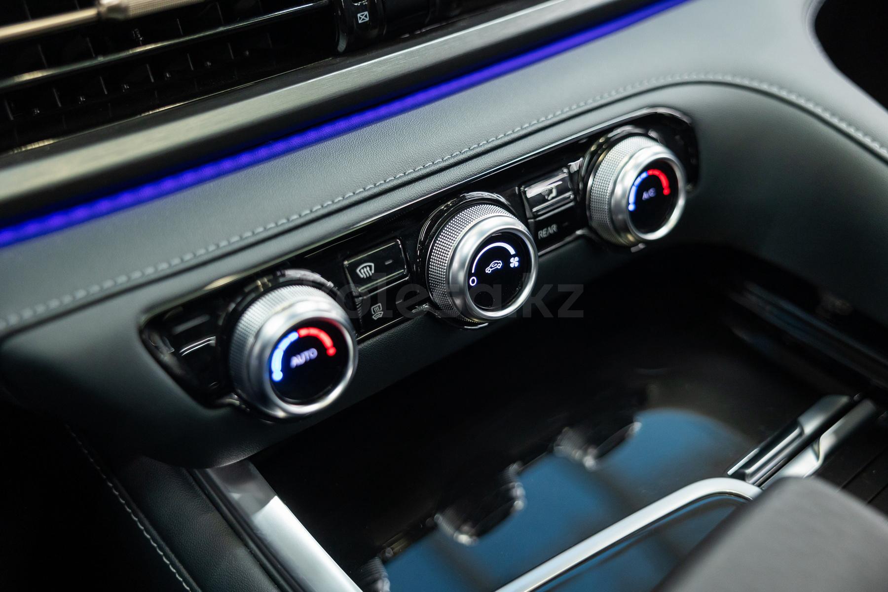 Changan CS95 SUV 2023 - н.в. года от 18 096 500 тенге