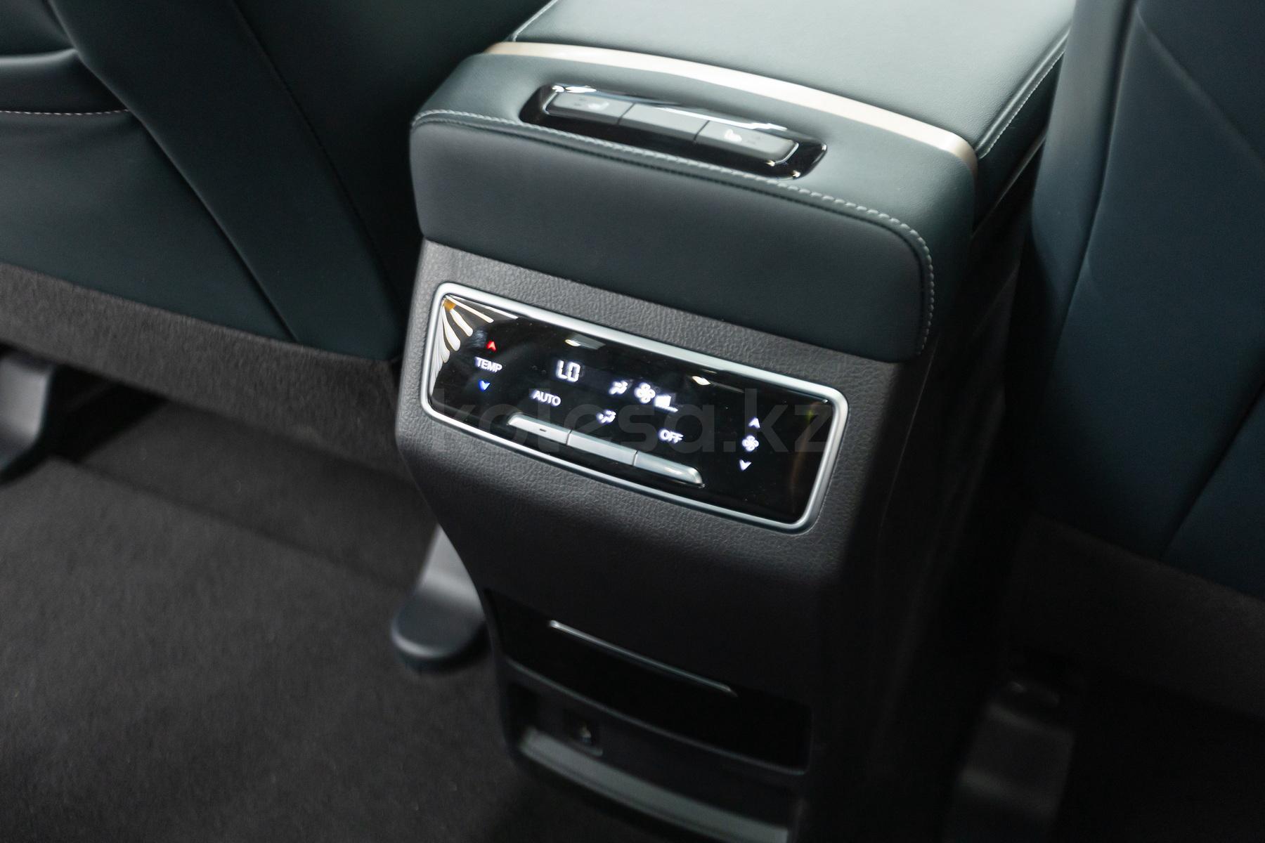 Changan CS95 SUV 2023 - н.в. года от 18 096 500 тенге