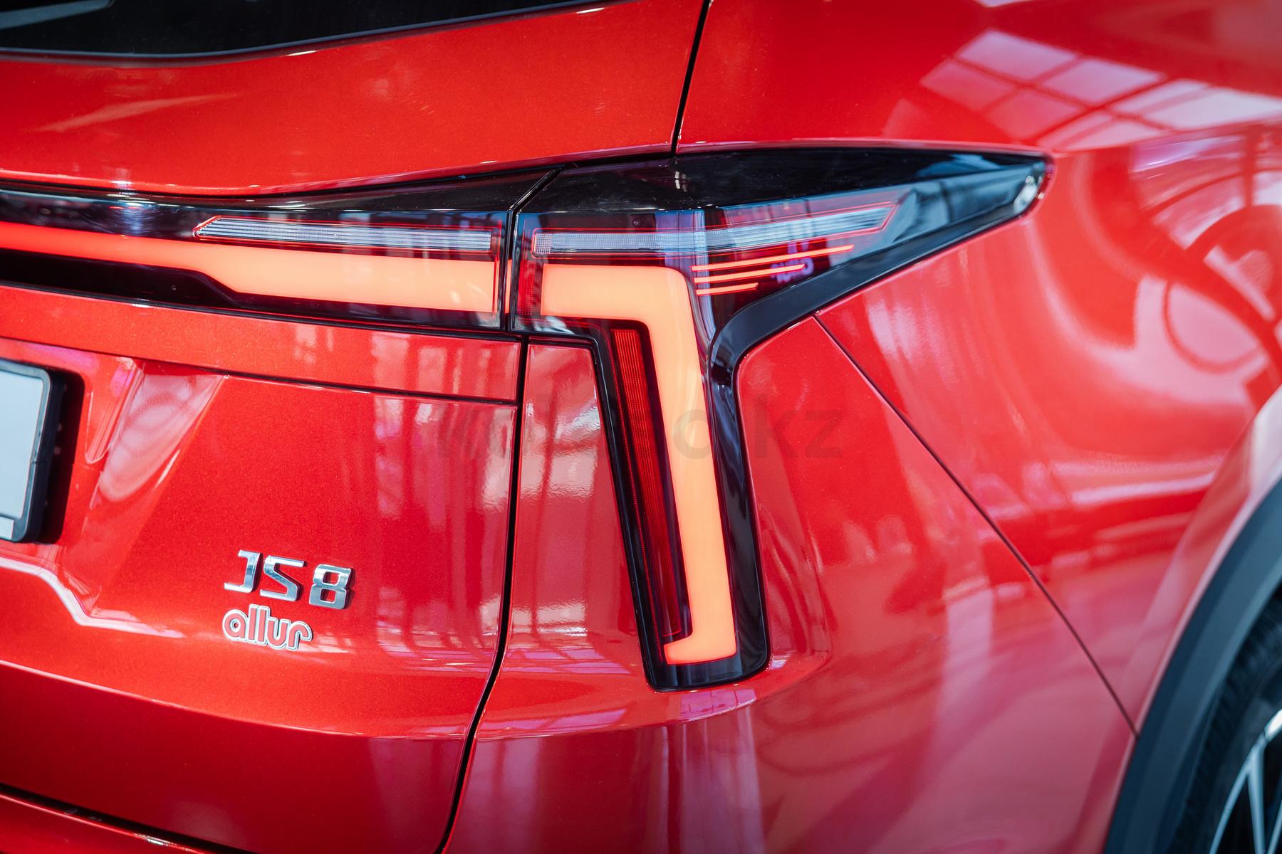 JAC JS8 SUV 2021 - н.в. года от 12 290 000 тенге