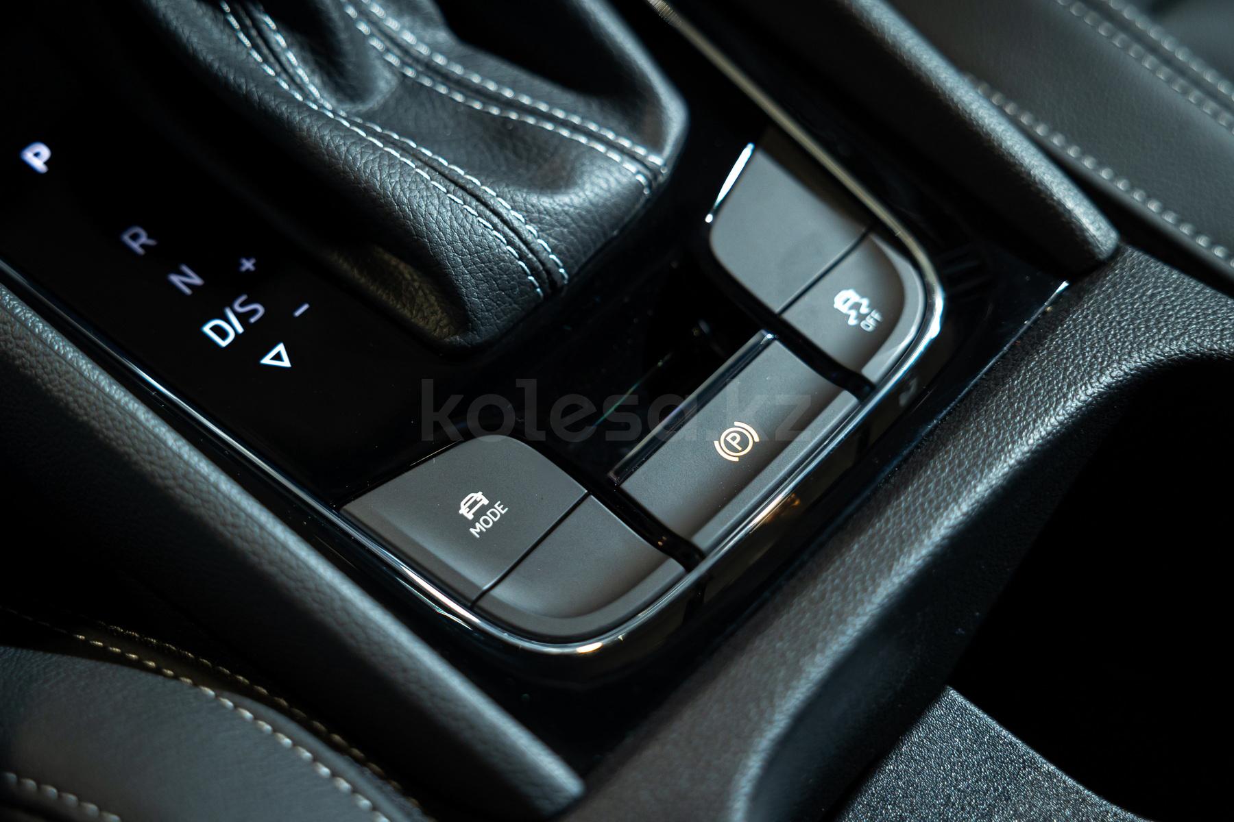 Skoda Karoq SUV 2021 - н.в. года от 15 990 000 тенге