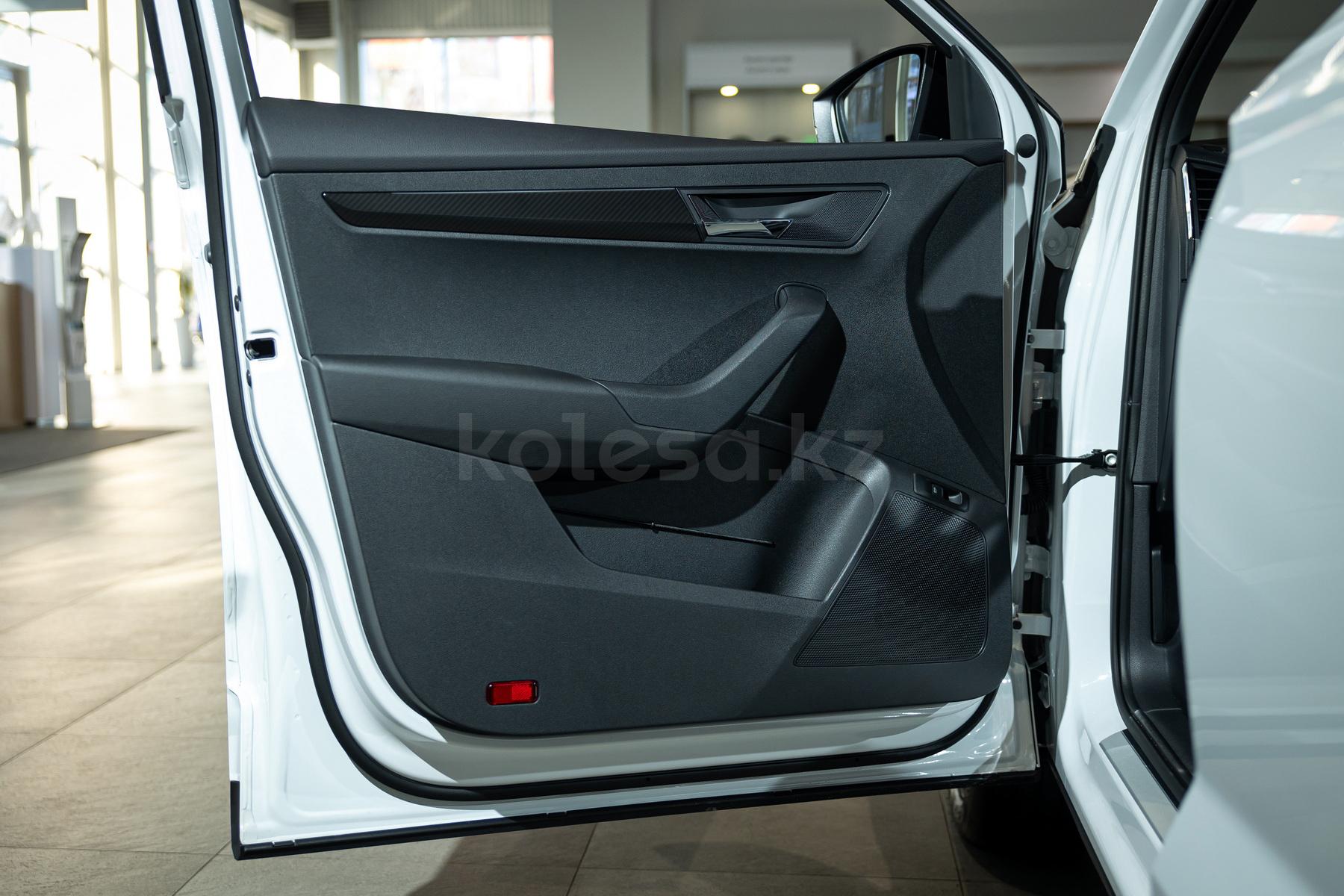 Skoda Karoq SUV 2021 - н.в. года от 15 990 000 тенге