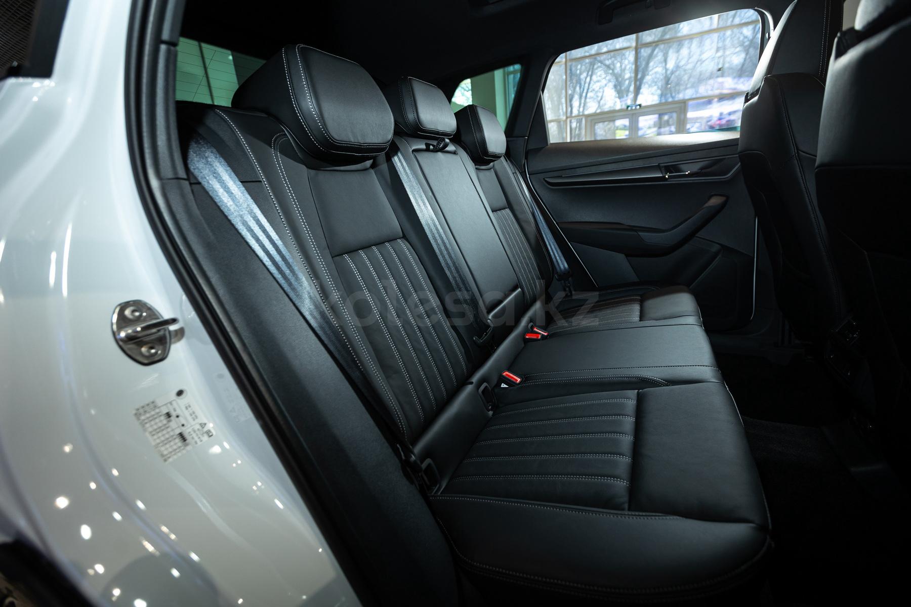 Skoda Karoq SUV 2021 - н.в. года от 15 990 000 тенге