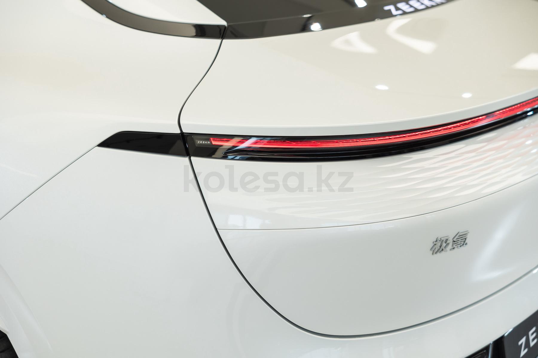 Zeekr 007 D 2023 - н.в. года от 17 490 000 тенге