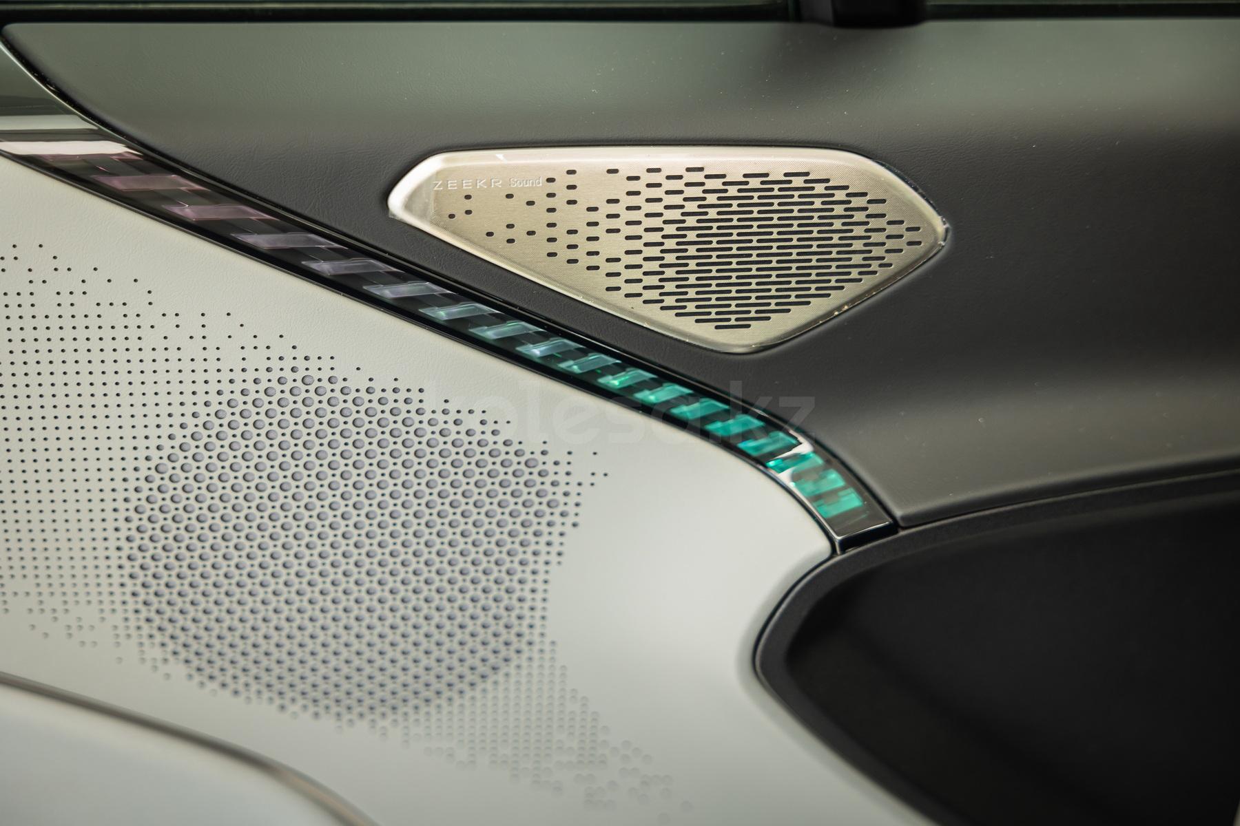 Zeekr 007 D 2023 - н.в. года от 17 490 000 тенге