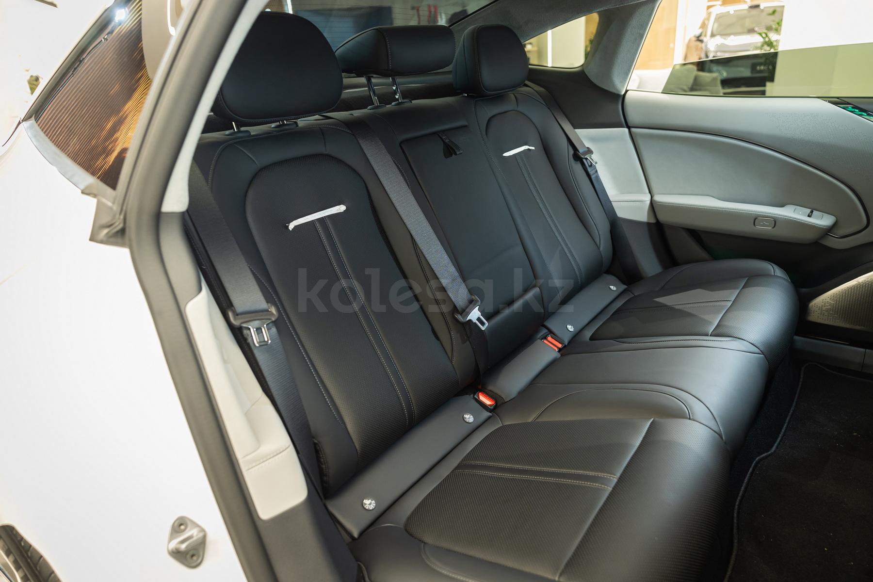 Zeekr 007 D 2023 - н.в. года от 17 490 000 тенге