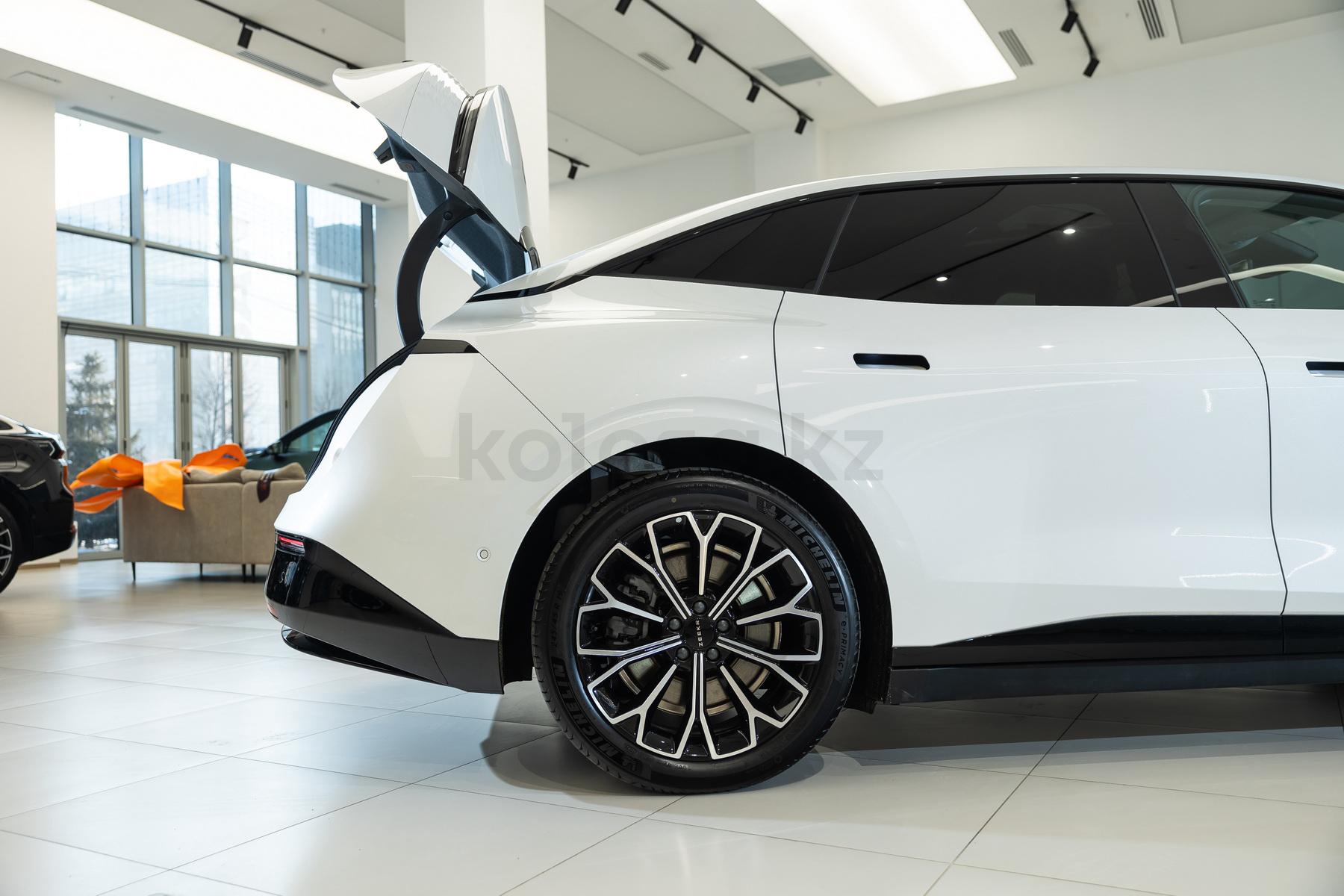 Zeekr 007 D 2023 - н.в. года от 17 490 000 тенге