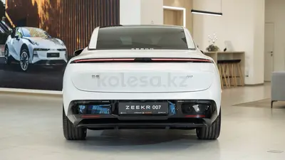 Zeekr 007