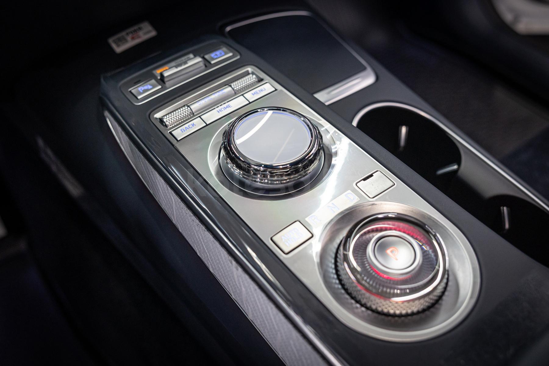 Genesis GV70 SUV 2020 - н.в. года от 35 475 197 тенге