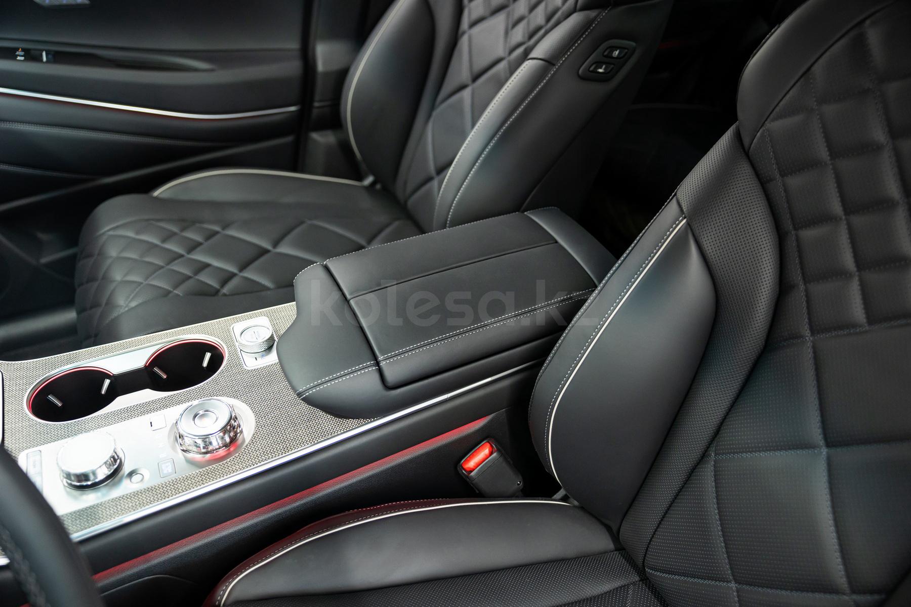 Genesis GV80 SUV 2020 - н.в. года от 37 500 000 тенге