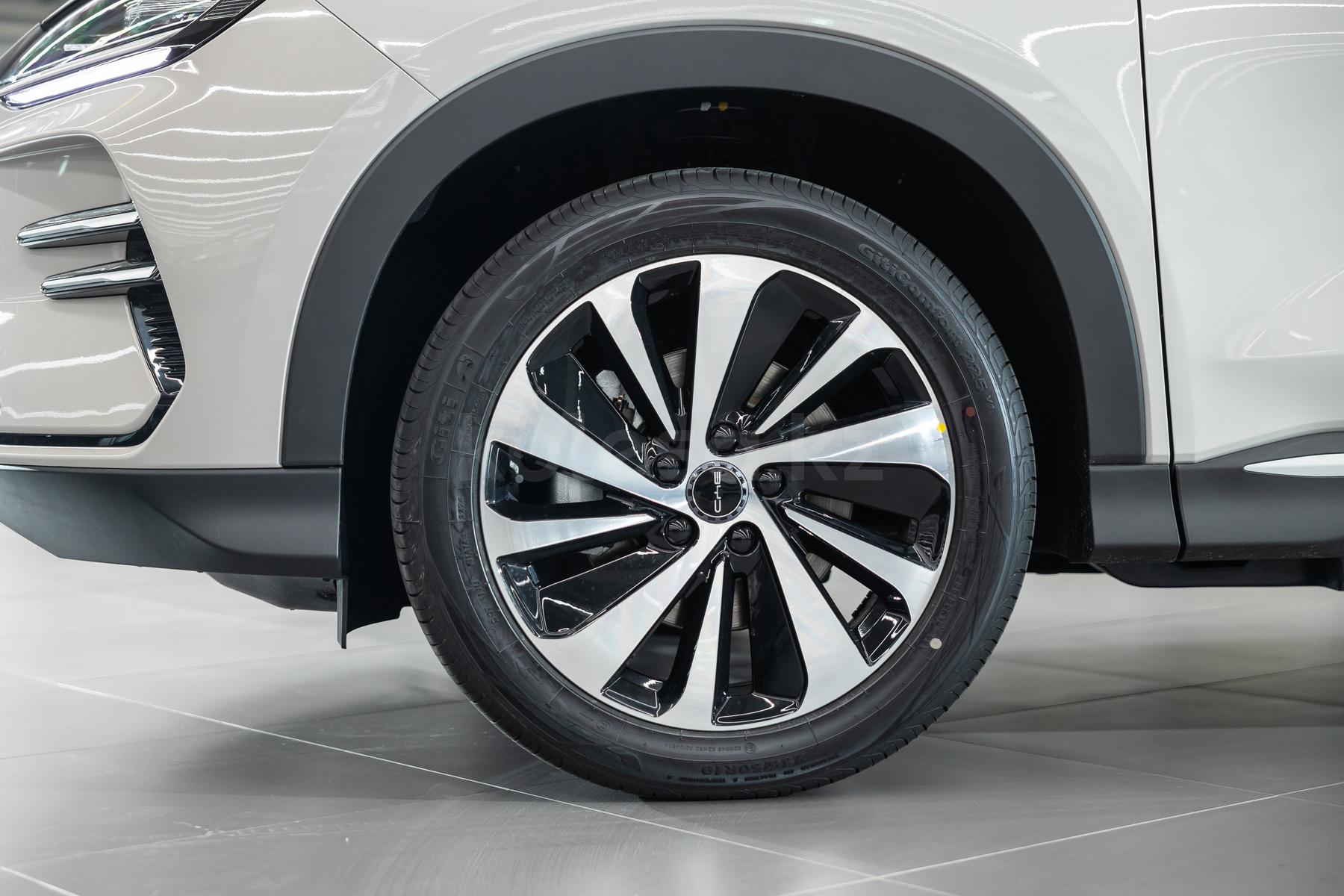 BYD Song Plus DM-i SUV 2023 - н.в. года от 11 475 000 тенге