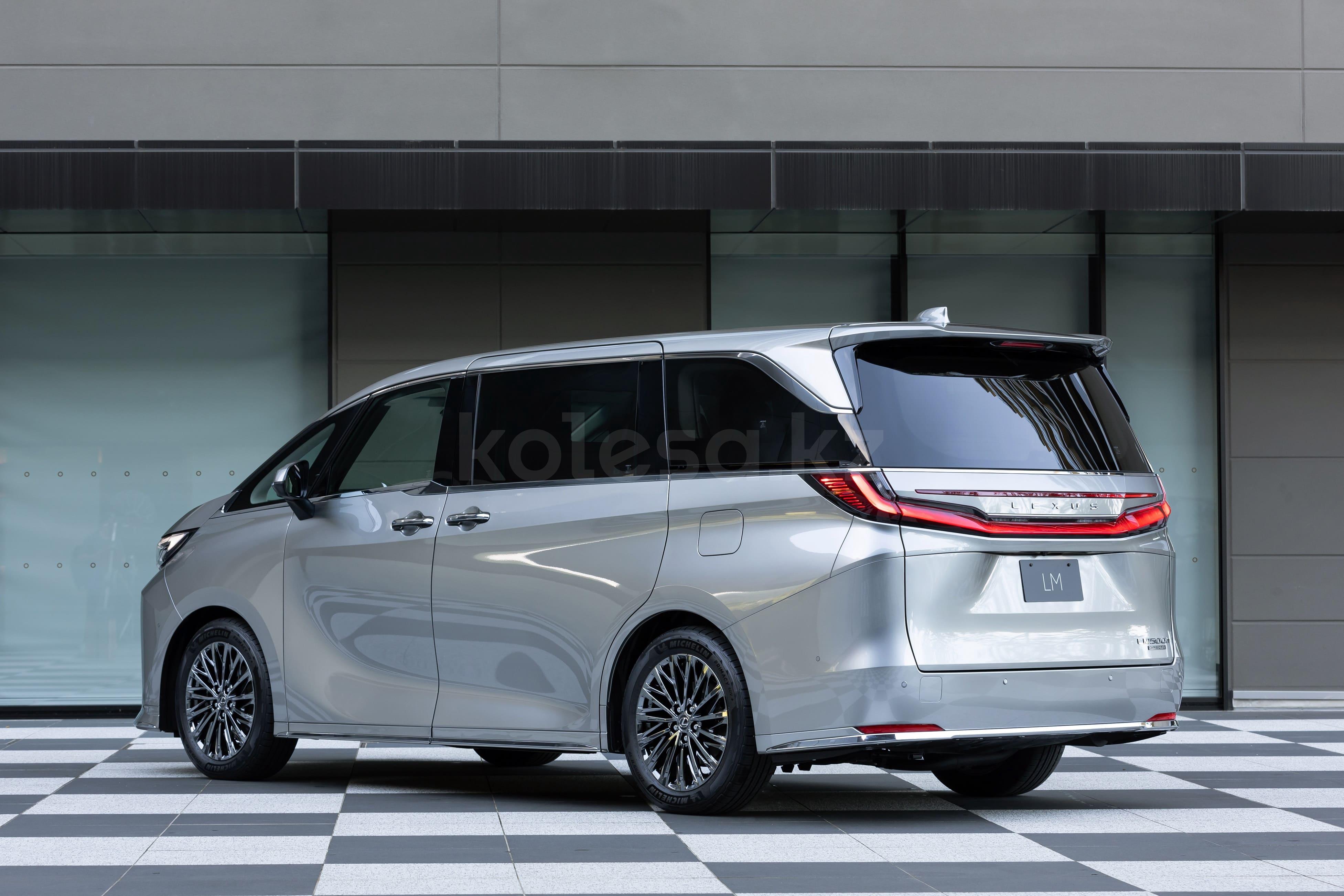 Lexus LM M 2023 - н.в. года от 77 000 000 тенге