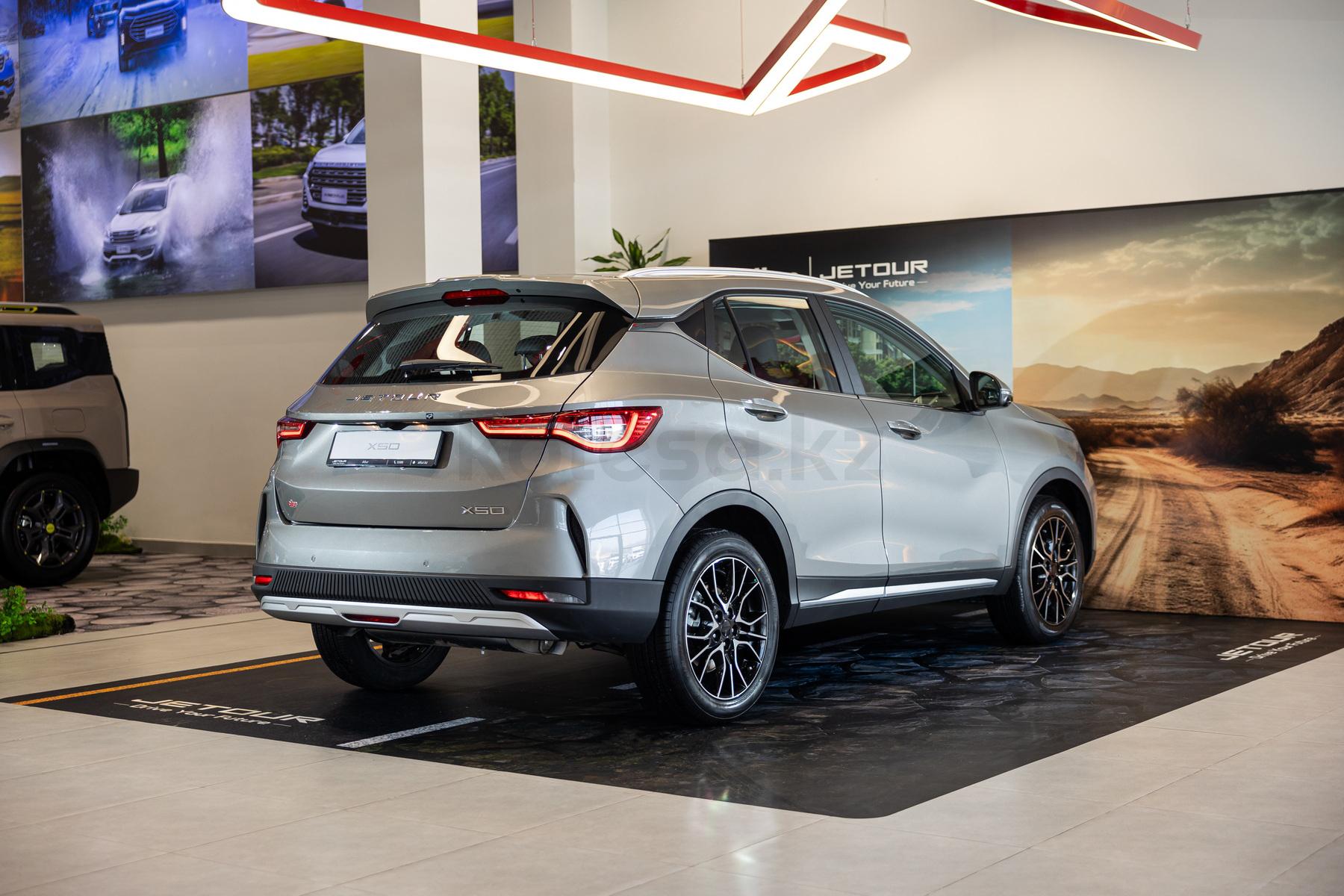Jetour X50 SUV 2024 - н.в. года от 7 990 000 тенге