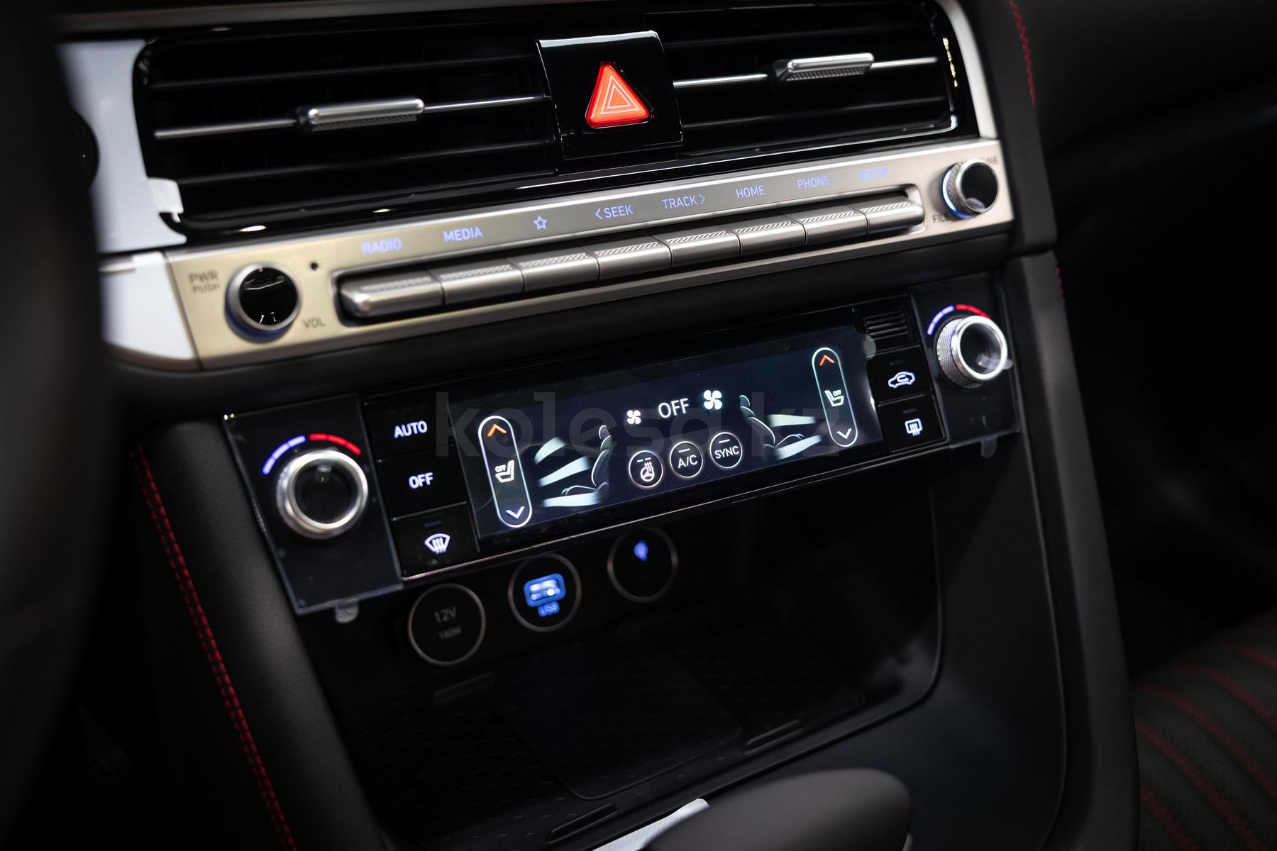 Genesis G70 D 2020 - н.в. года от 28 065 000 тенге