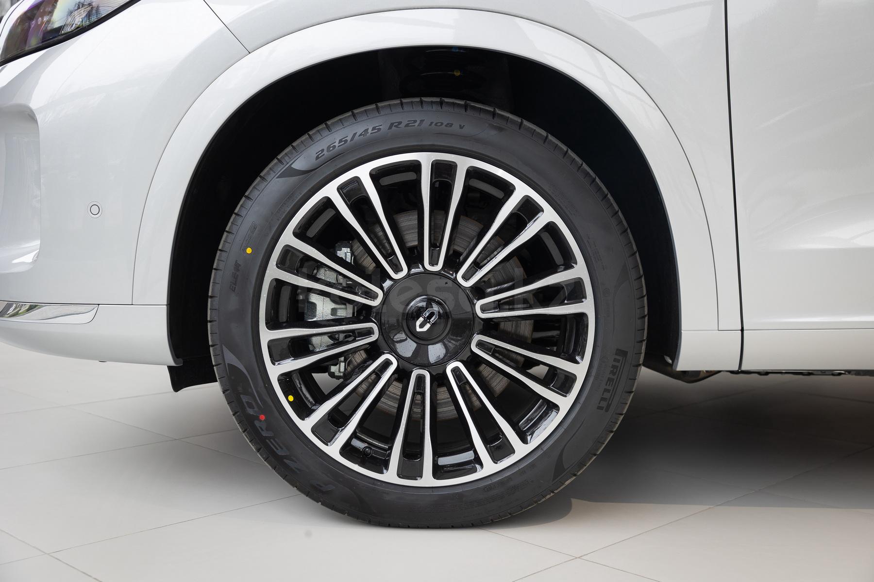 AITO M7 SUV 2022 - н.в. года от 22 300 000 тенге