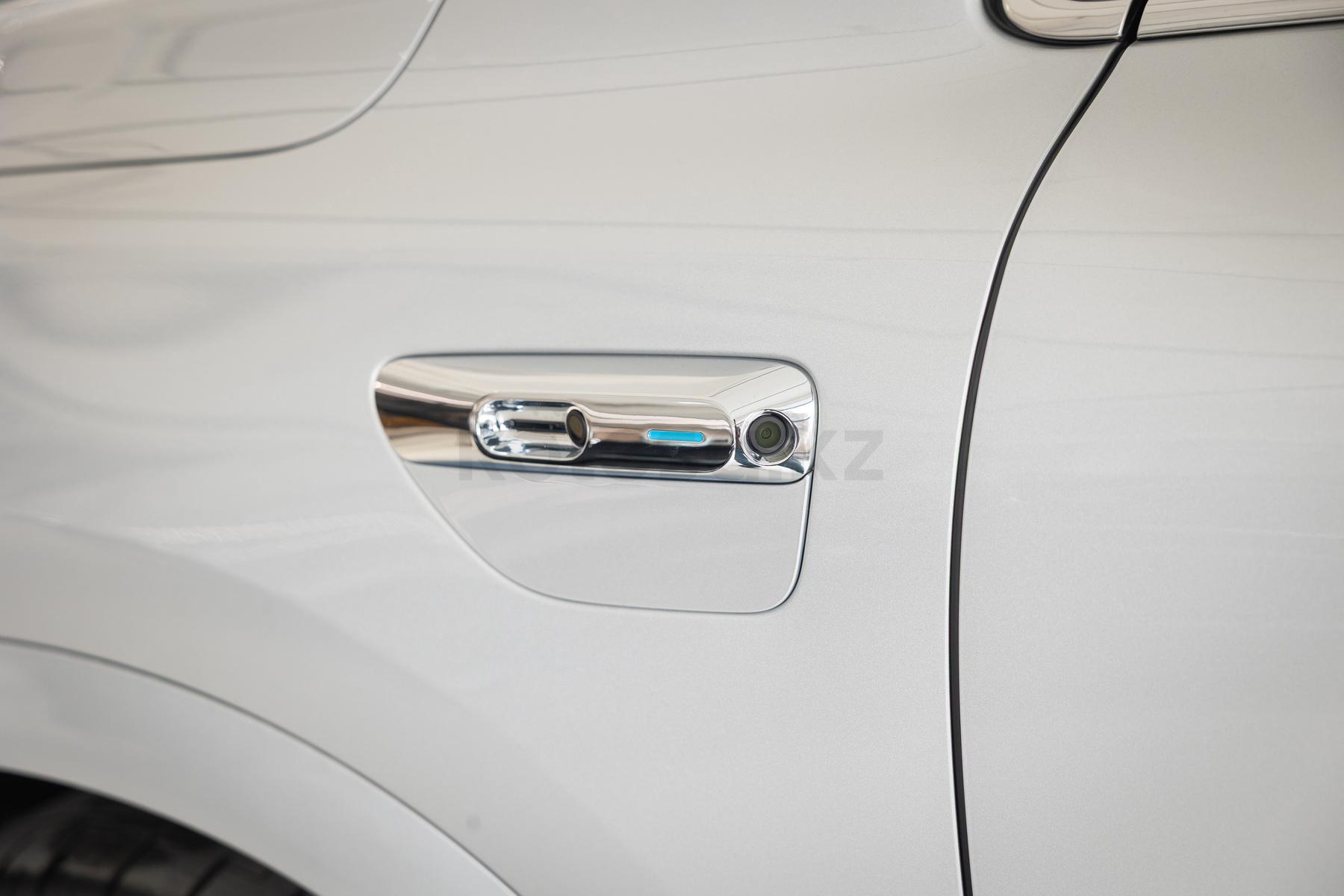 AITO M7 SUV 2022 - н.в. года от 22 300 000 тенге