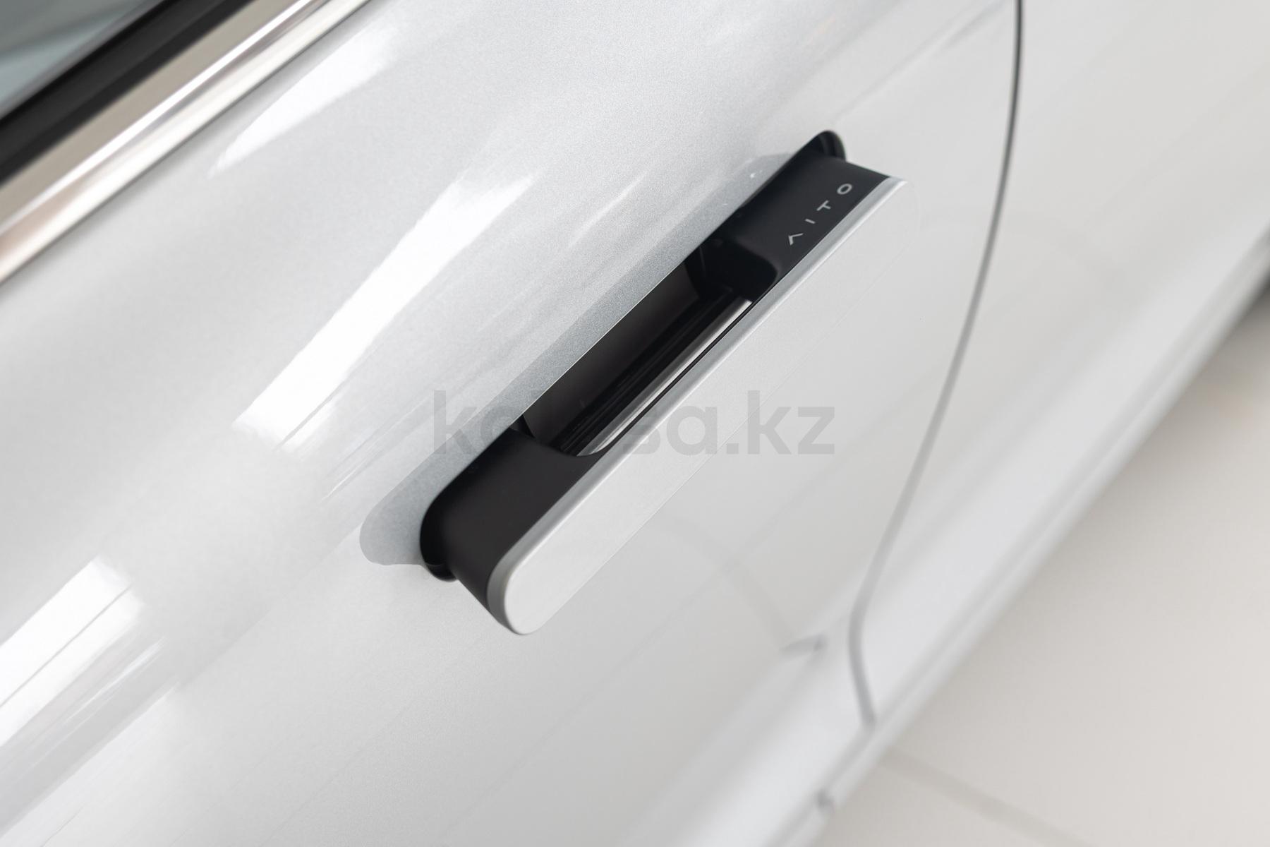 AITO M7 SUV 2022 - н.в. года от 22 300 000 тенге