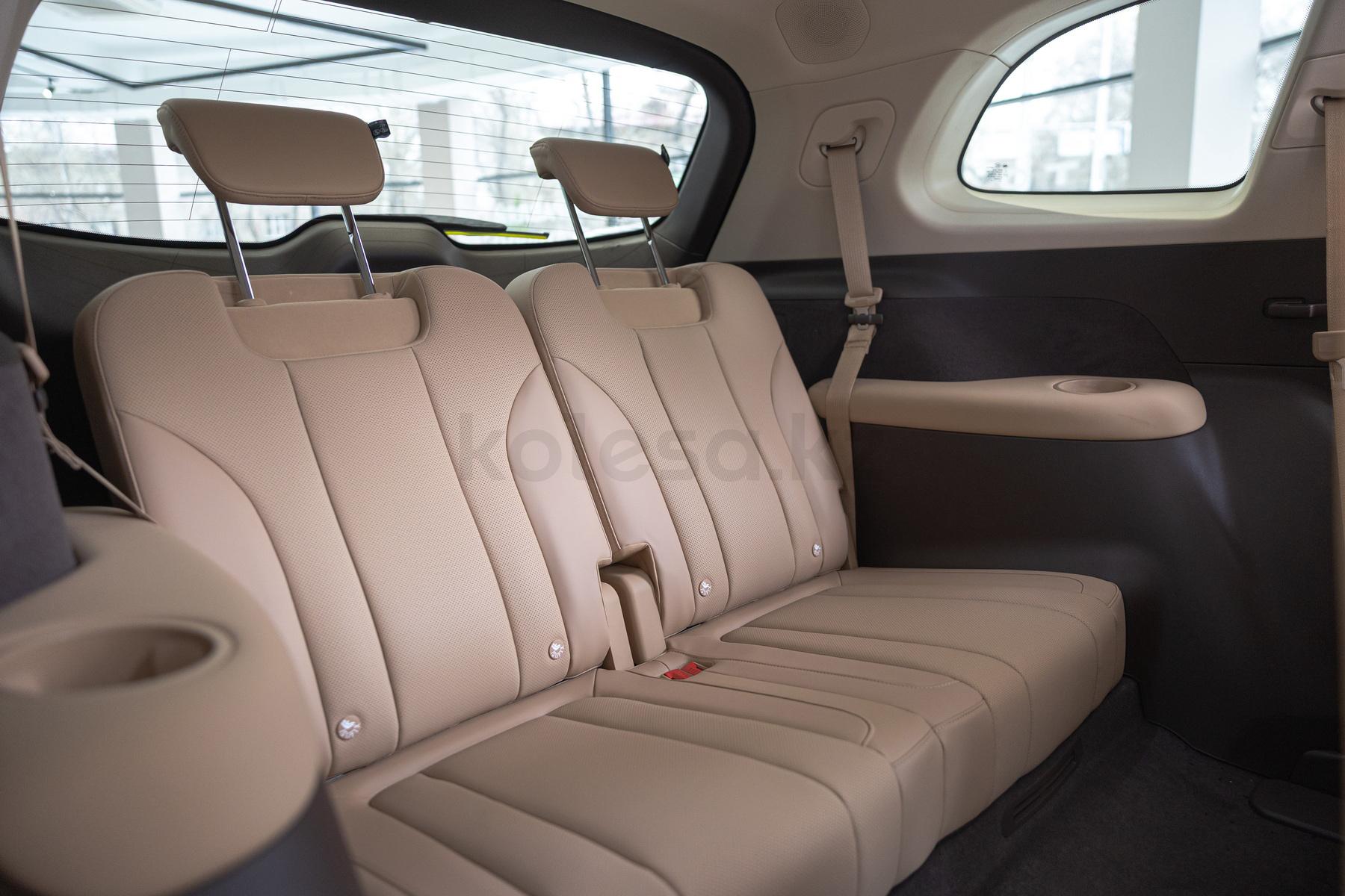 AITO M7 SUV 2022 - н.в. года от 22 300 000 тенге