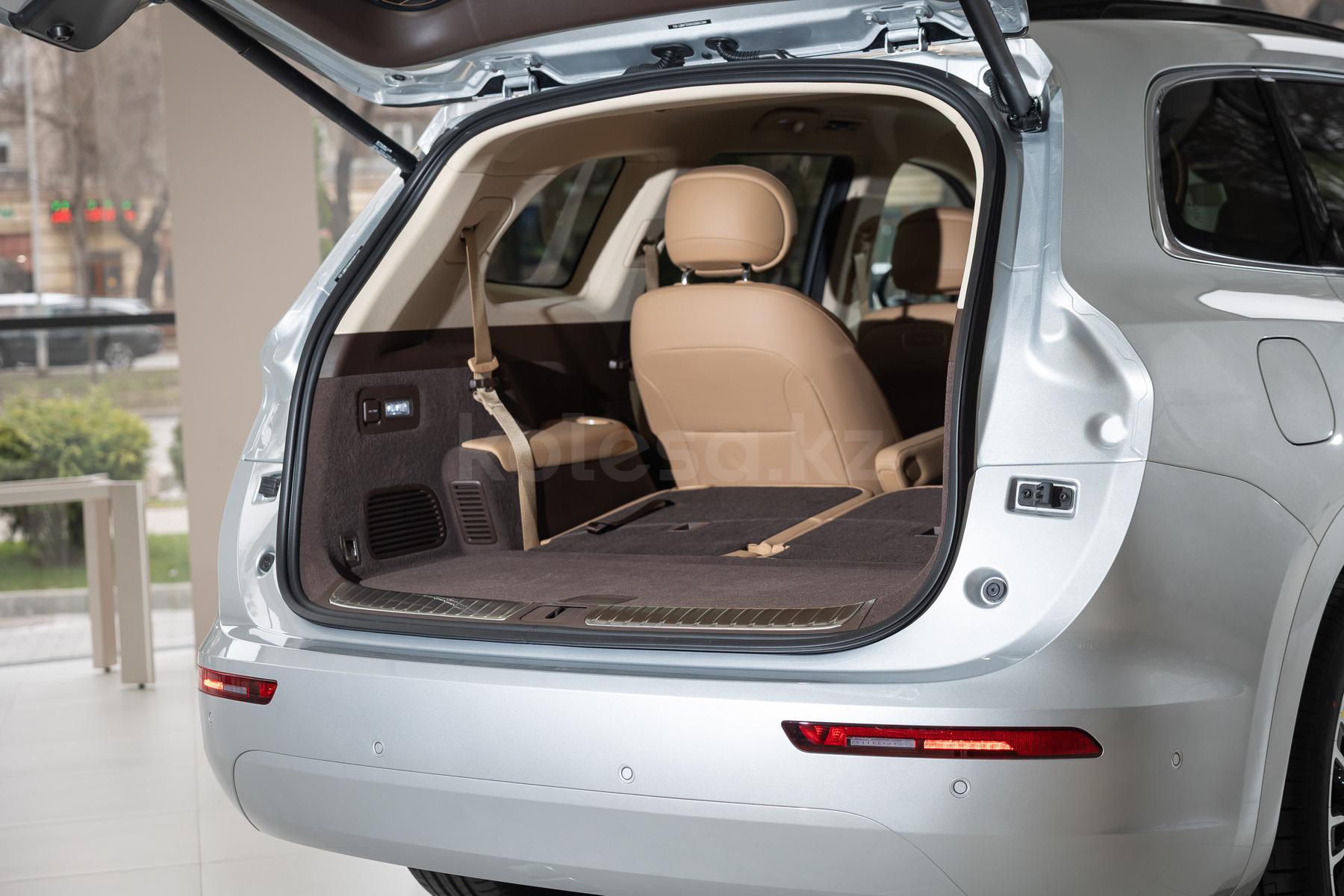 AITO M7 SUV 2022 - н.в. года от 22 300 000 тенге