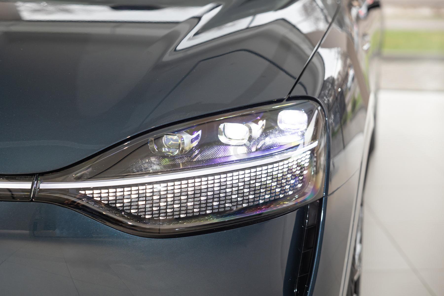 AITO M9 SUV 2023 - н.в. года от 39 000 000 тенге