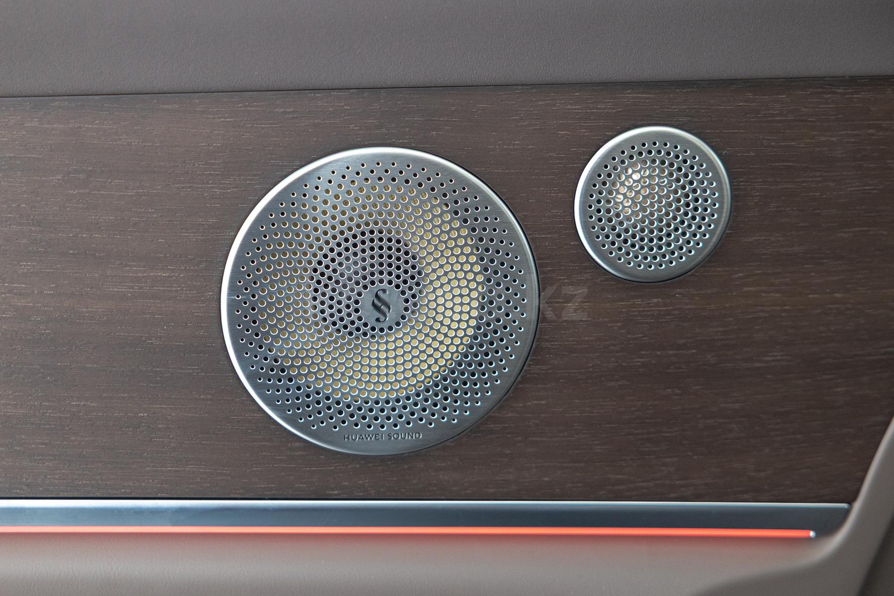 AITO M9 SUV 2023 - н.в. года от 39 000 000 тенге