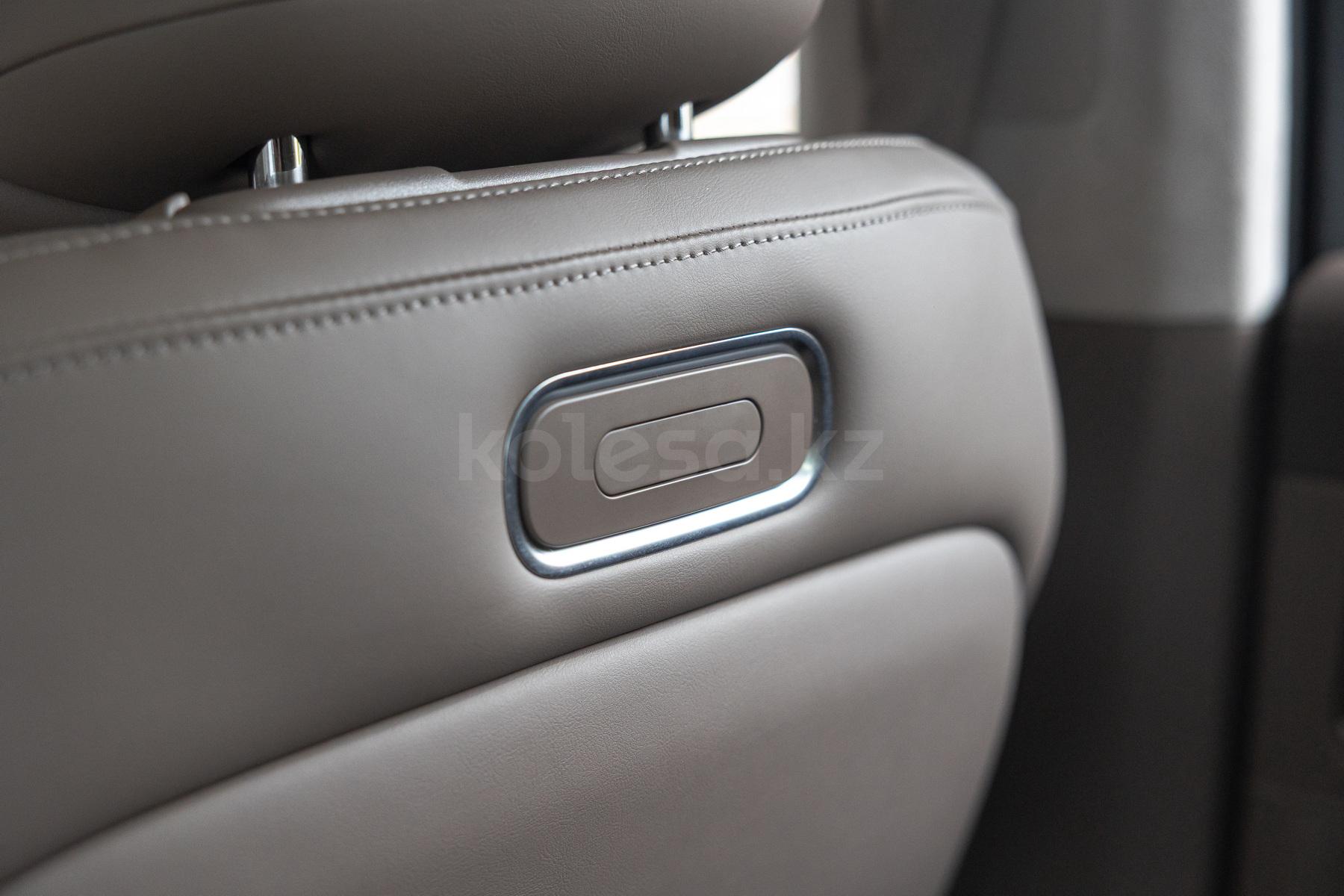 AITO M9 SUV 2023 - н.в. года от 39 000 000 тенге