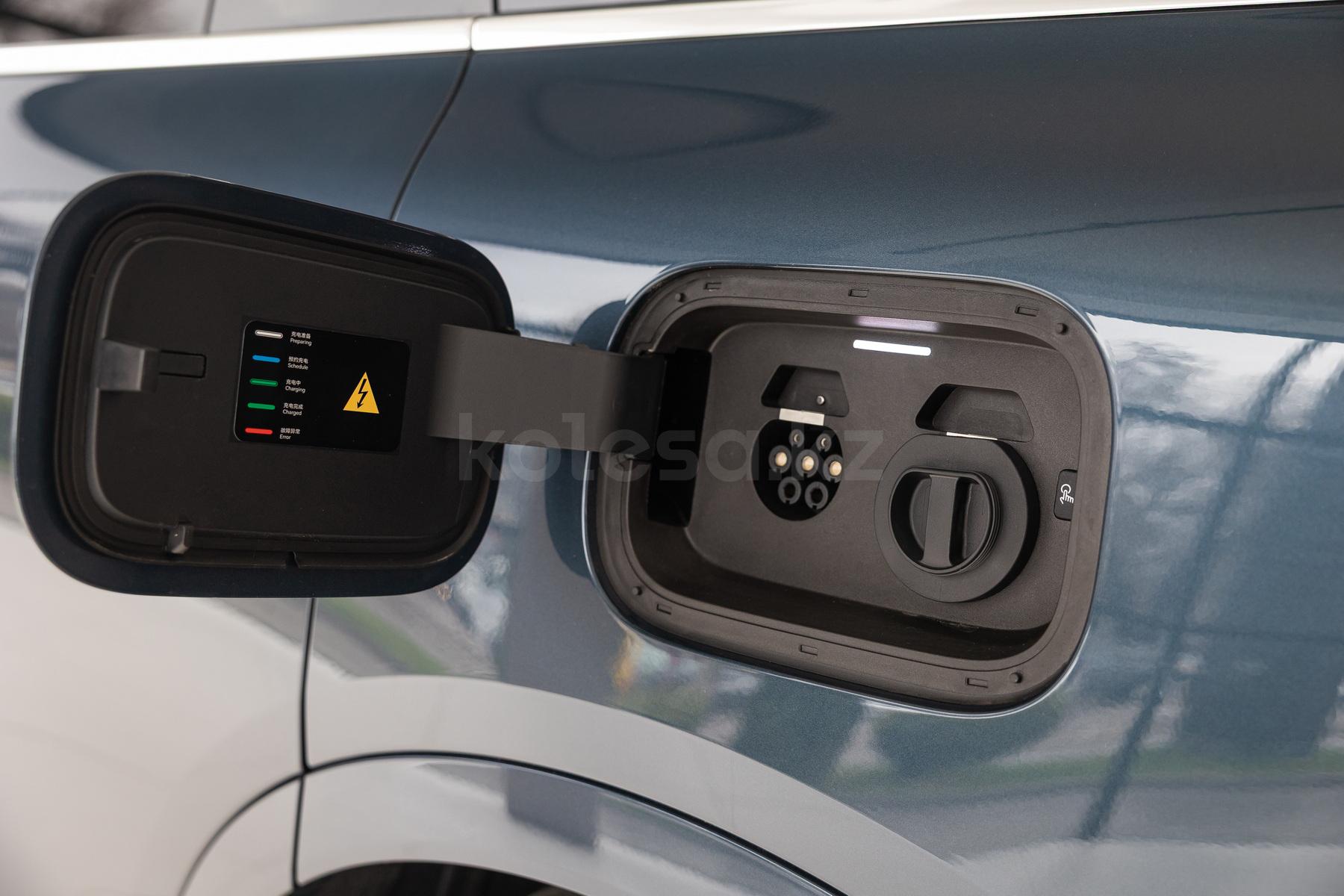 AITO M9 SUV 2023 - н.в. года от 39 000 000 тенге