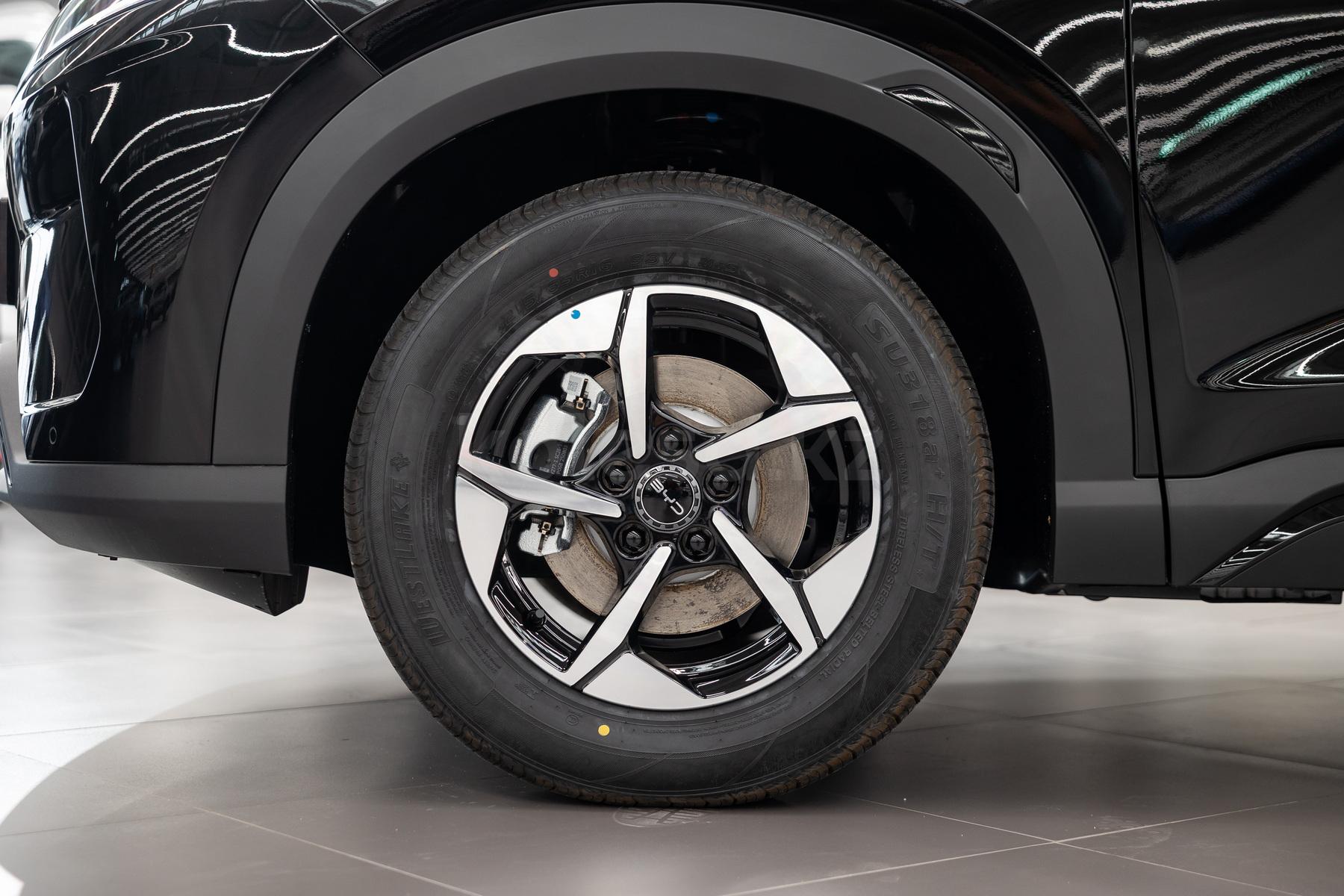 BYD Yuan Up SUV 2024 - н.в. года от 7 550 000 тенге