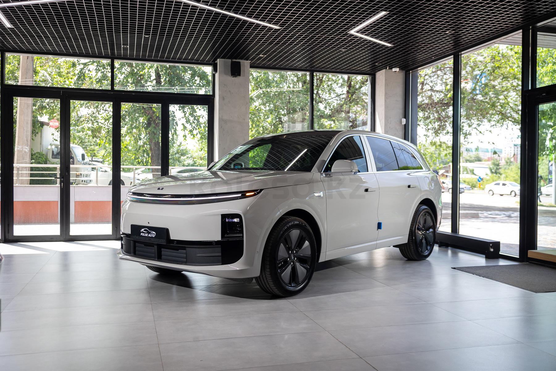 Li L6 SUV 2024 - н.в. года от 16 000 000 тенге