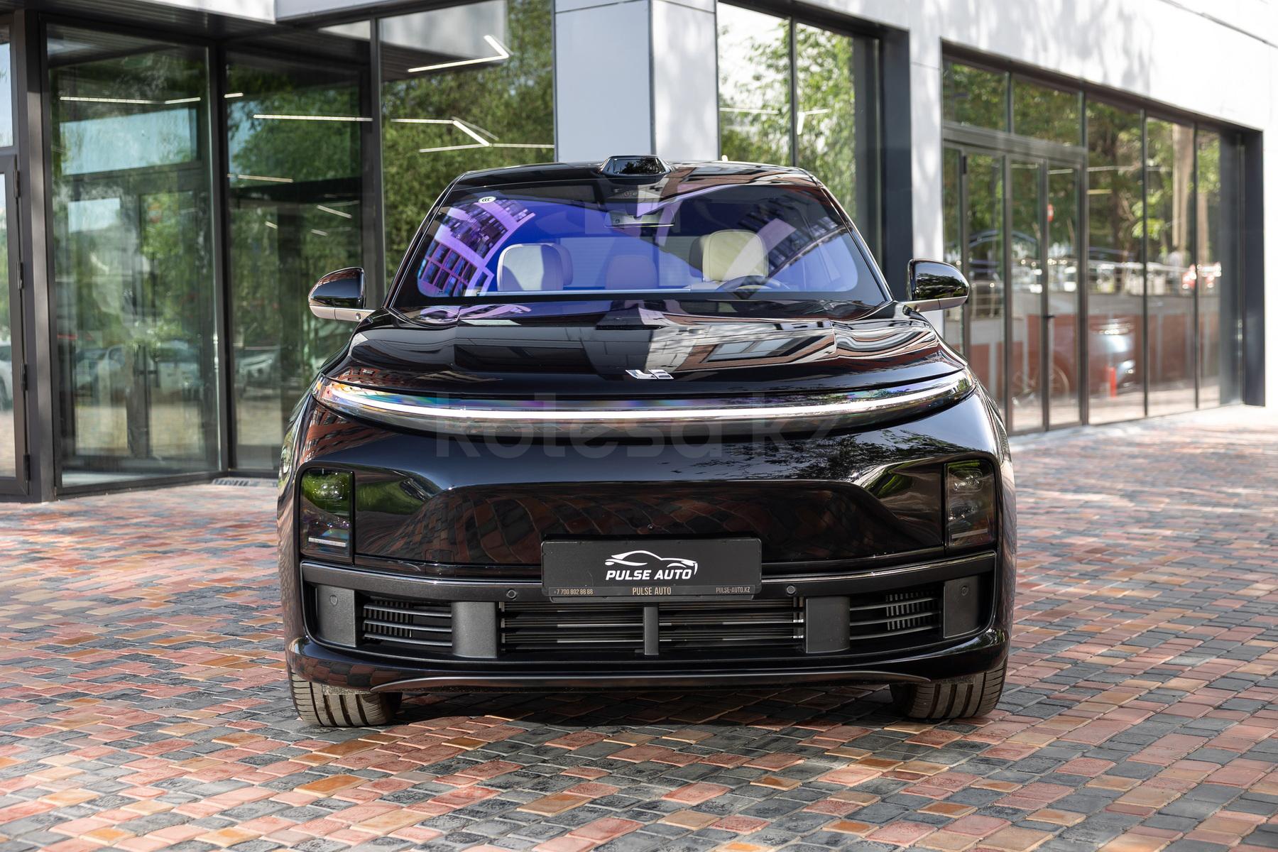 Li L7 SUV 2022 - н.в. года от 21 200 000 тенге
