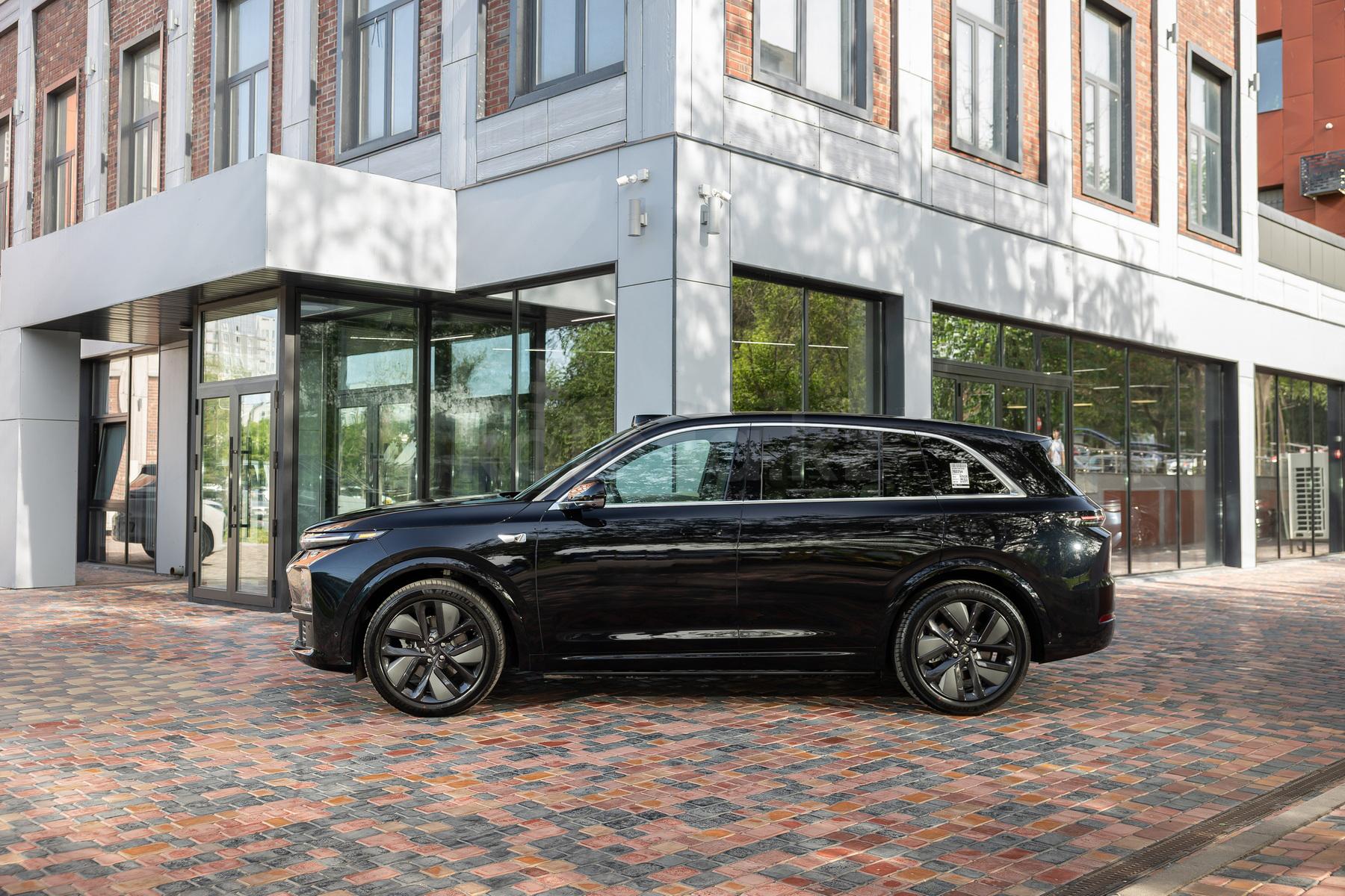Li L7 SUV 2022 - н.в. года от 21 200 000 тенге