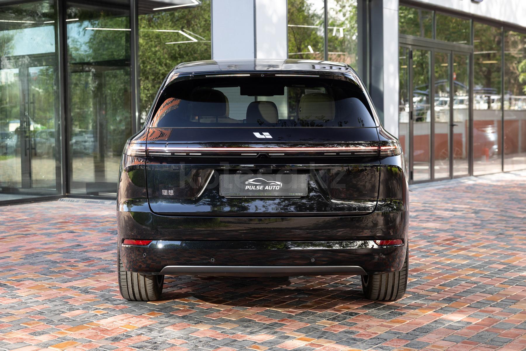 Li L7 SUV 2022 - н.в. года от 21 200 000 тенге