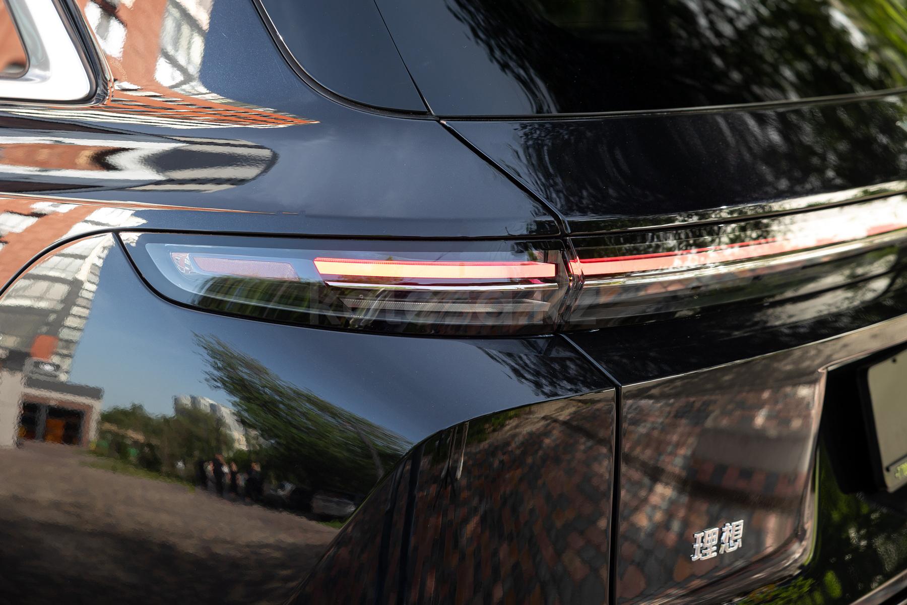 Li L7 SUV 2022 - н.в. года от 21 200 000 тенге