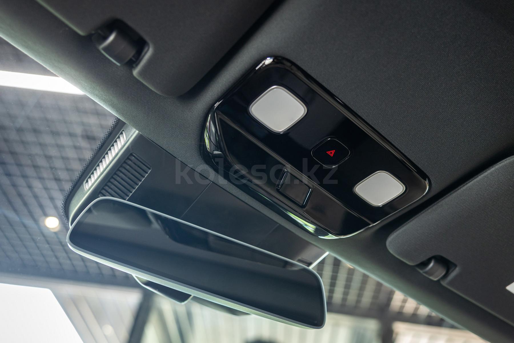 Li L7 SUV 2022 - н.в. года от 21 200 000 тенге